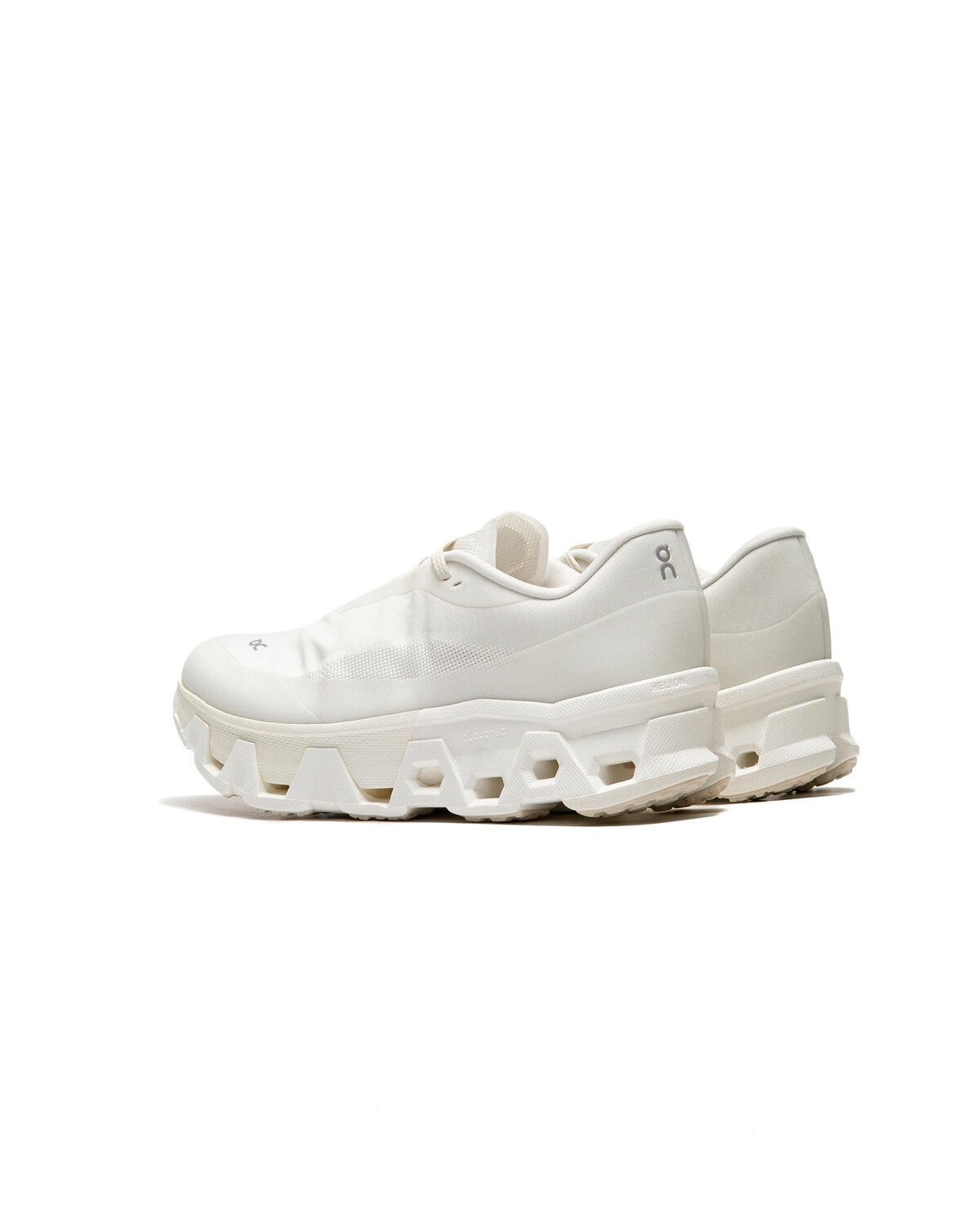 現貨| PAF X ON Cloudmonster Hyper WHITE / WHITE 3MF30931200