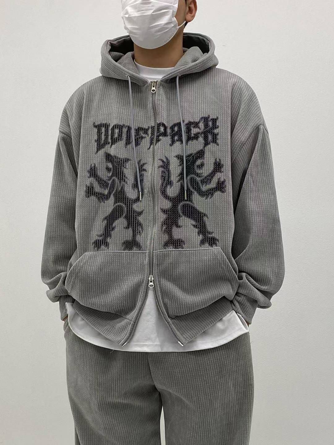 英文字圖案連帽拉鍊外套 JK2684