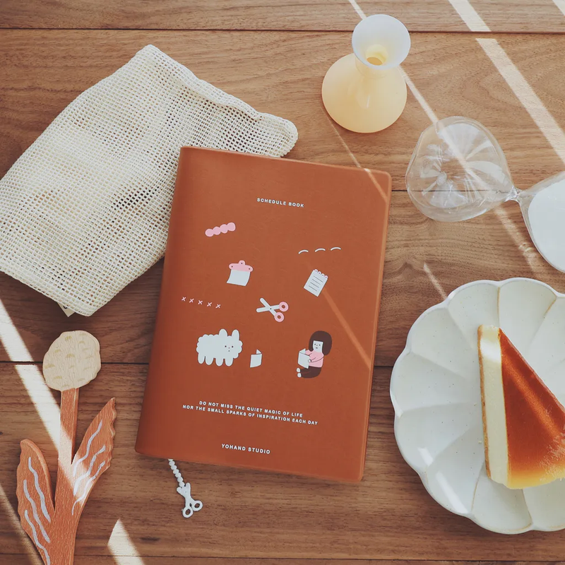 文具書 皮質書套 萬年曆 手帳本｜右手超人