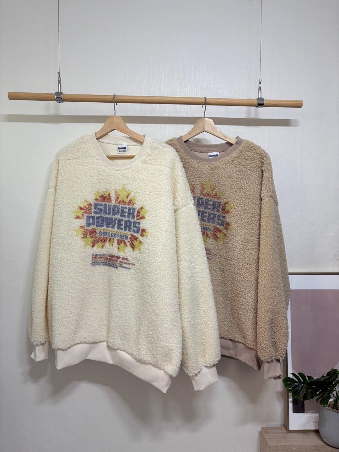 英文字圖案毛絨衛衣 MB-028T