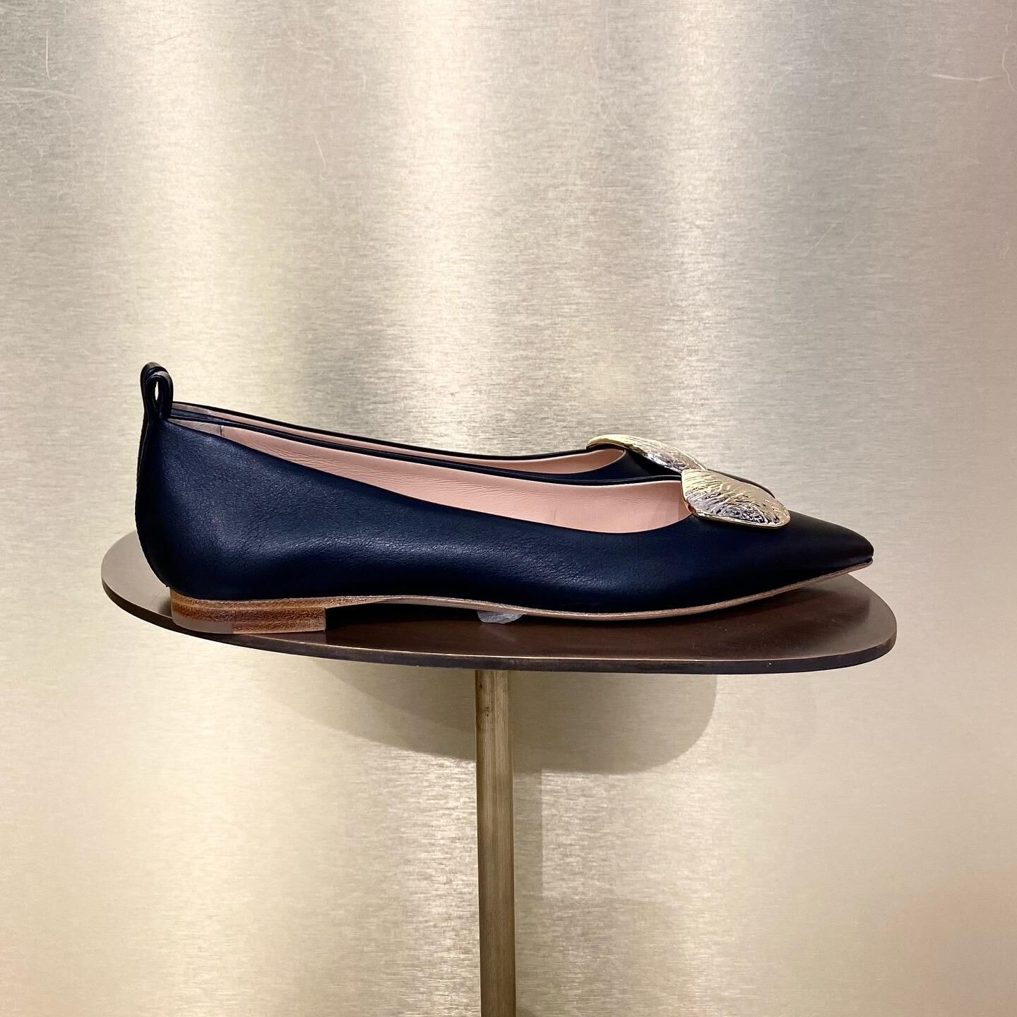 Rupert Sanderson RS Claudette Ripple Nappa flats Black