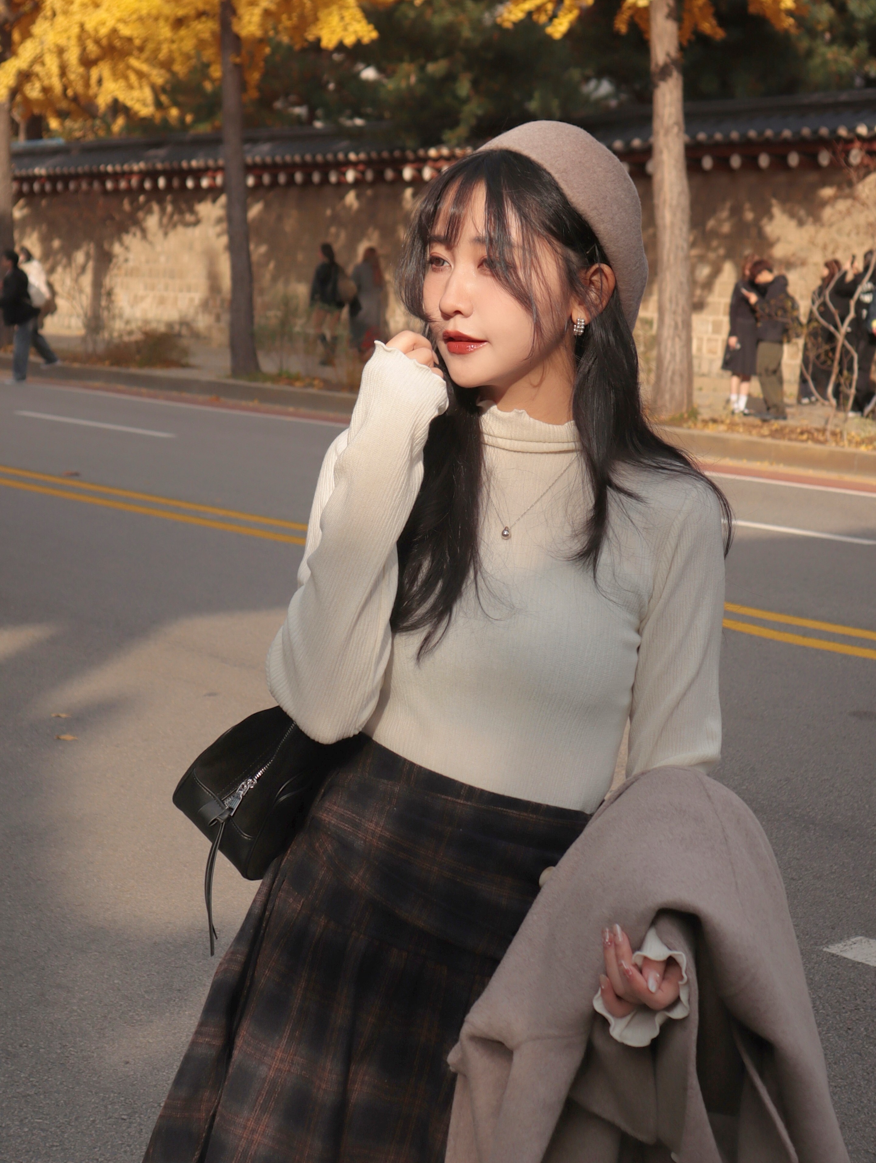 Nov5105 10%cashmere 超親膚防縮水木耳滾邊立領上衣/打底衣 （可機洗）