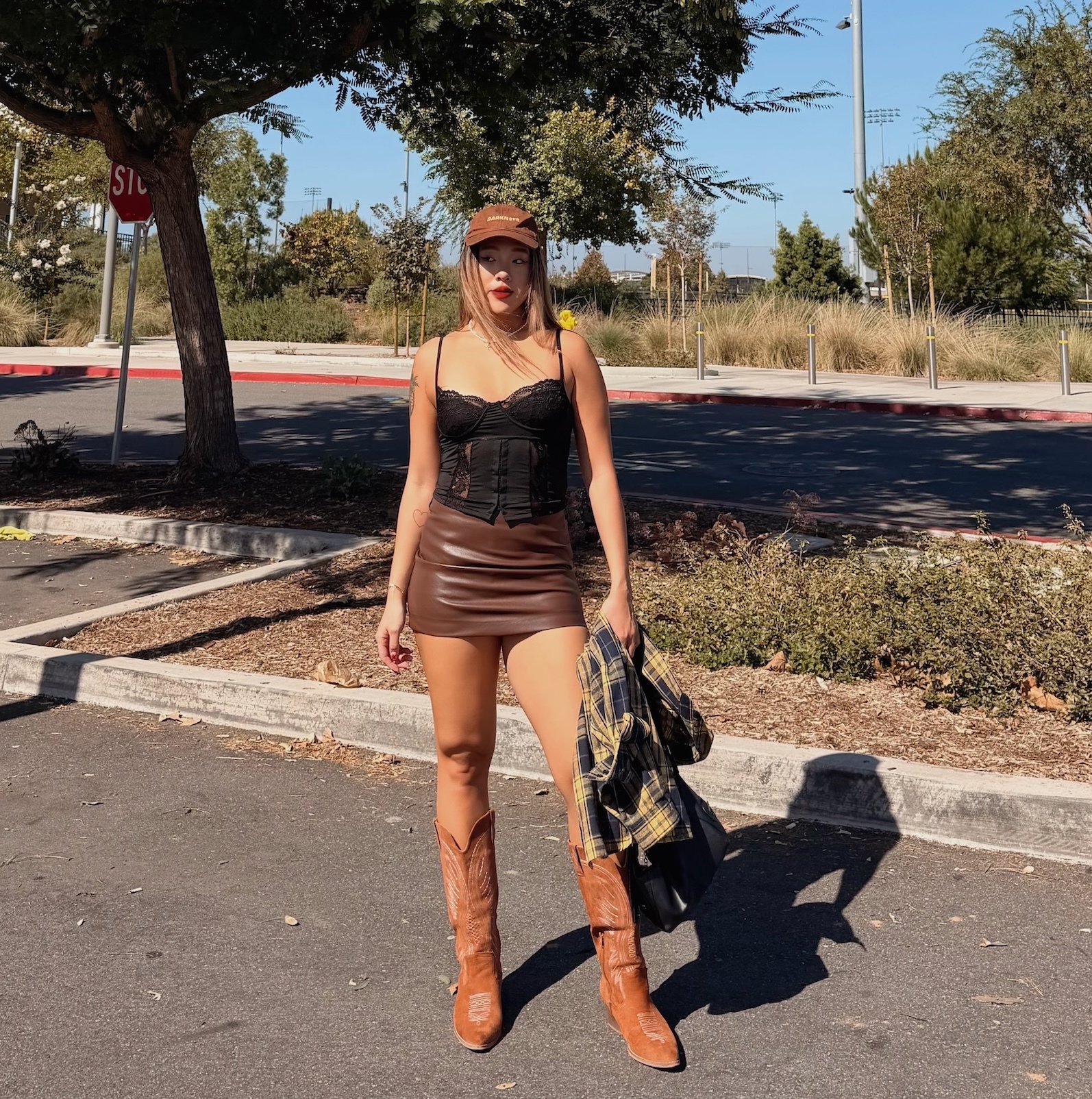 秋冬必備🍁霧面摩登皮短裙(2色)