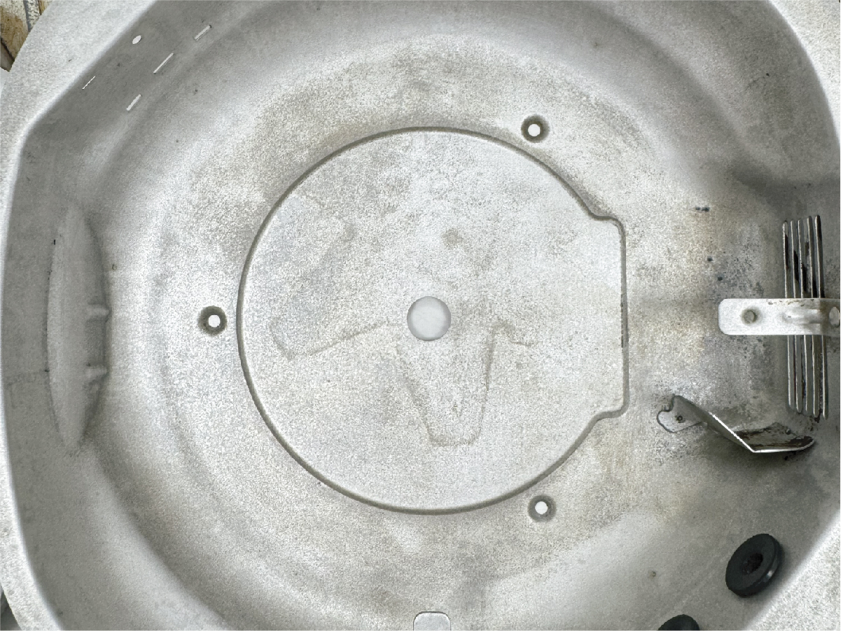 清潔後 抽屜恢復金屬光澤