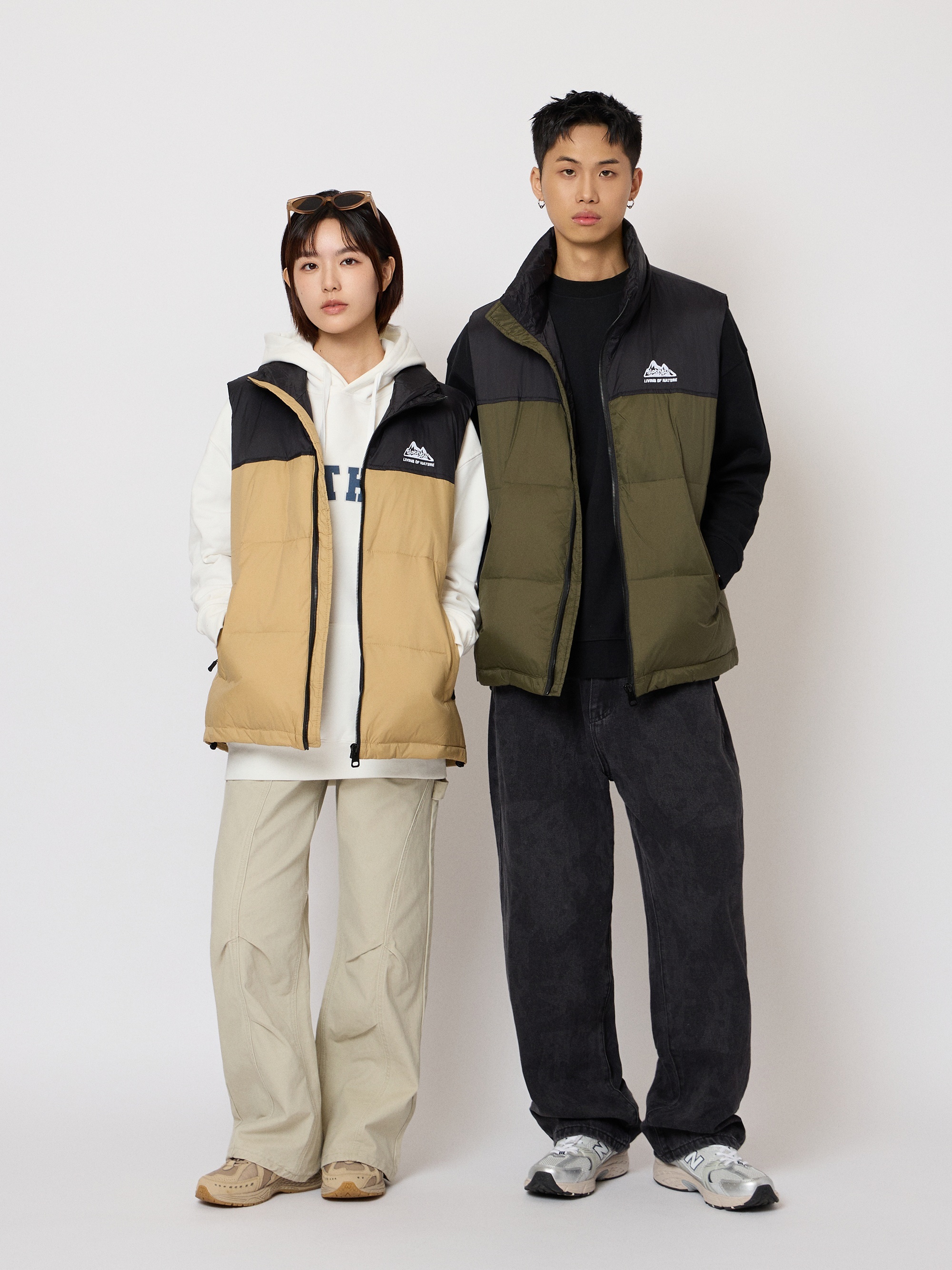 防潑水拼接立領羽絨背心