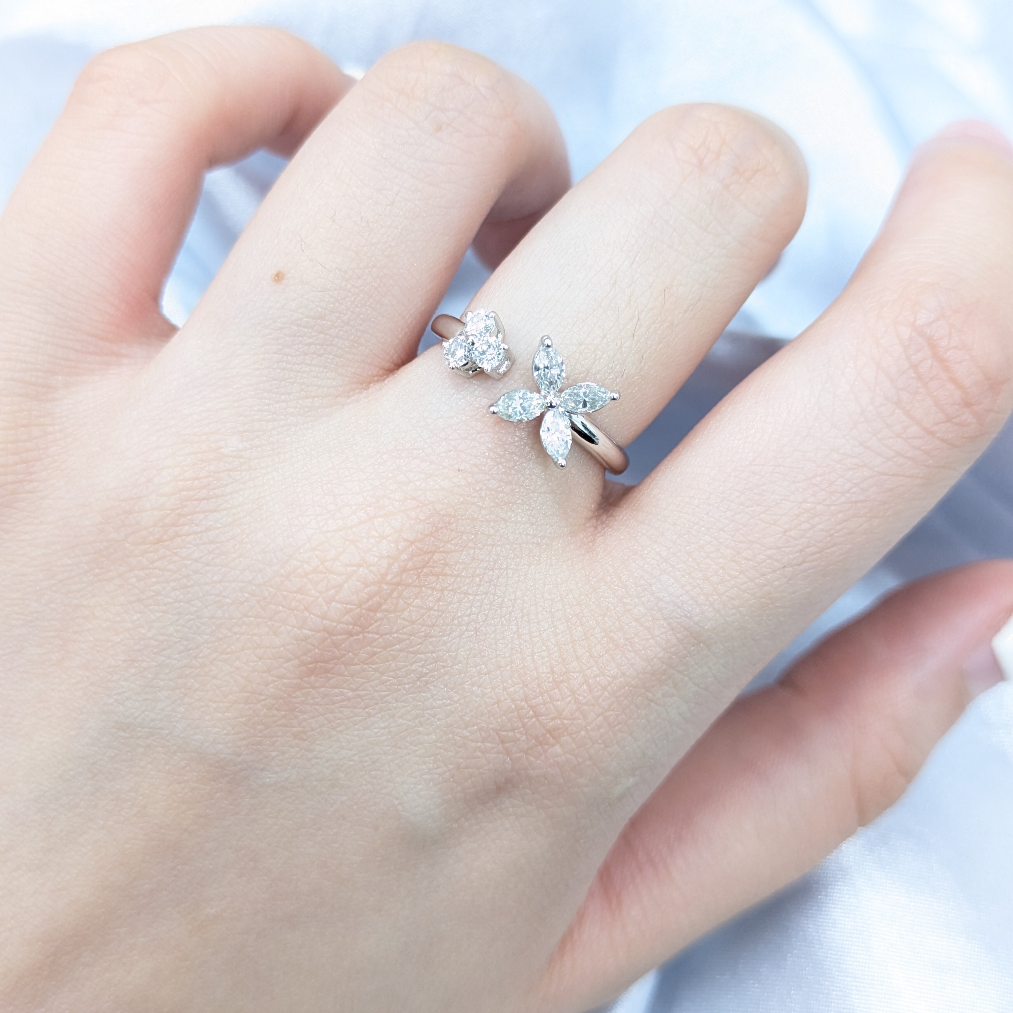 全新18K白金56份鑽石戒指