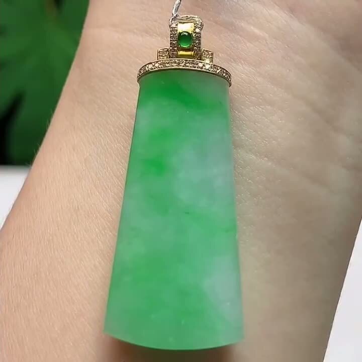 翡翠飄綠無事牌,天然翡翠A玉, 緬甸玉, Jade, Jadeite