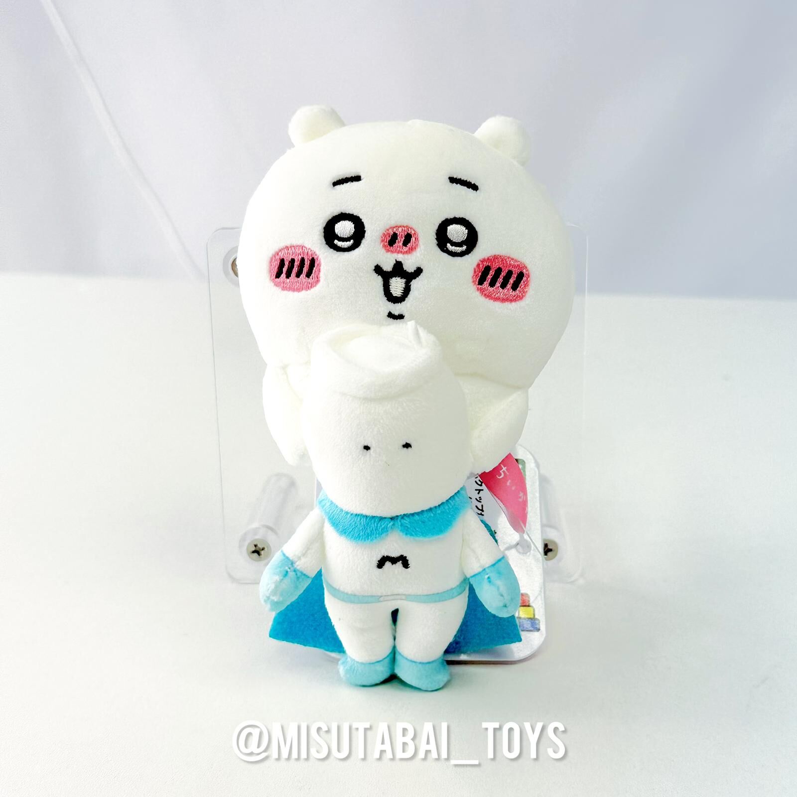 Chiikawa Hanging Plush Toy to Watch Over You from the Desktop (Muchauman and Chiikawa)