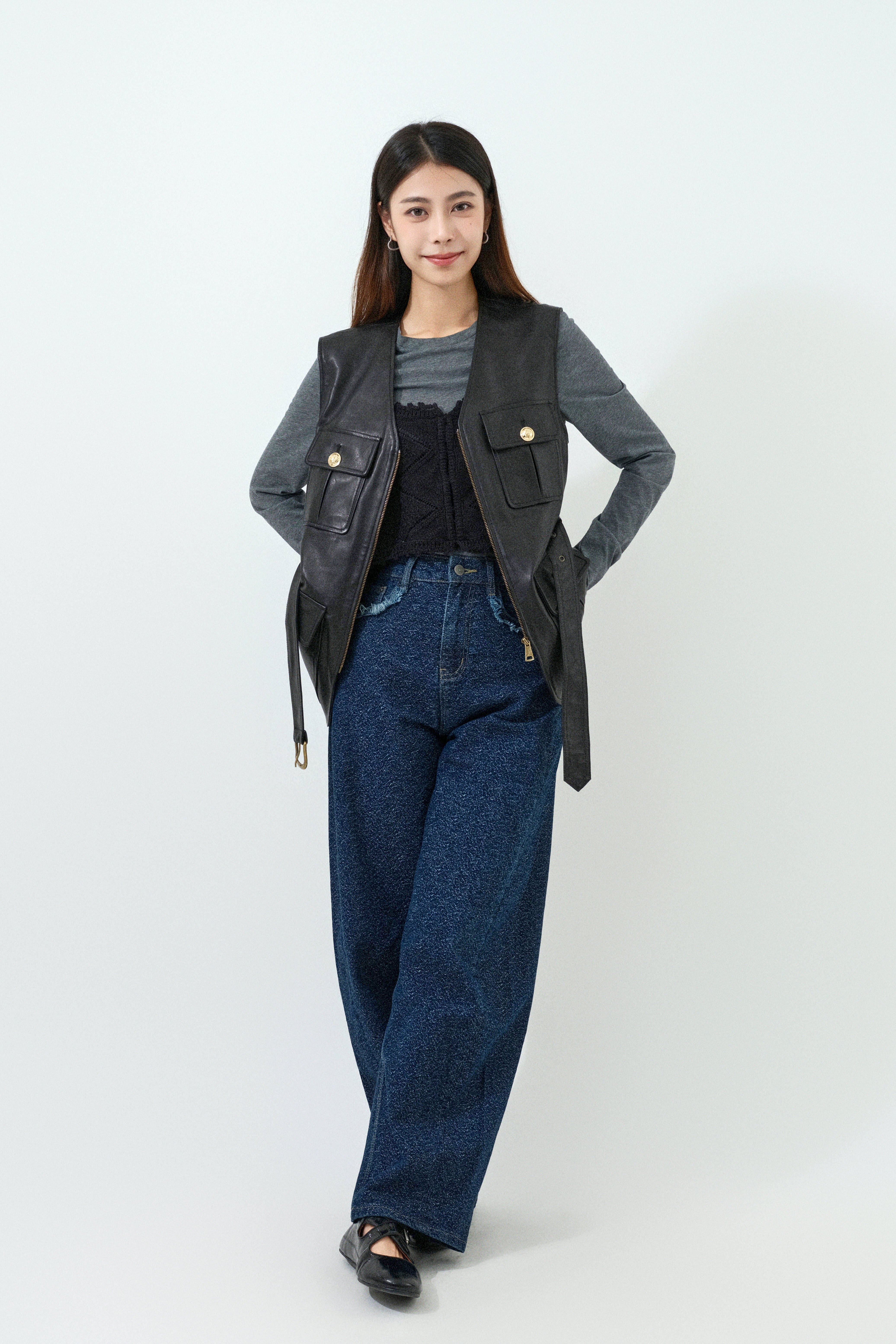 FW25_0187（真皮外套＋上衣套裝＋牛仔褲）