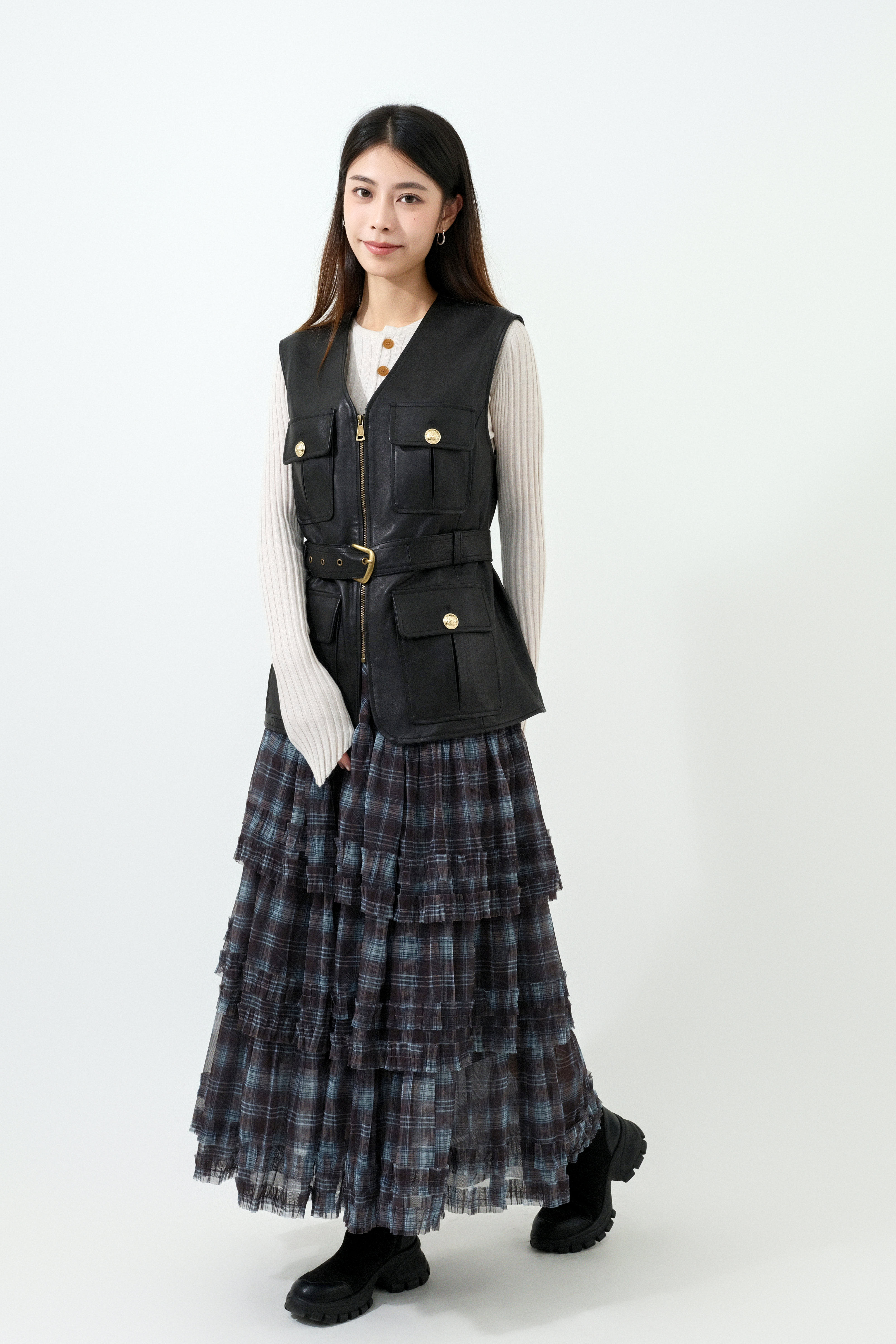 FW25_0189（真皮外套＋上衣＋半截裙）