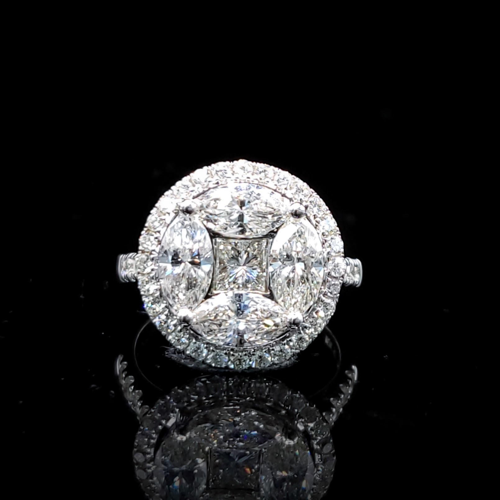 全新18K白金4卡92份鑽石戒指