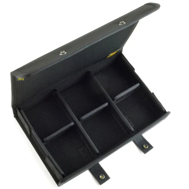 VanNuys E045 Premium 6格牛皮耳機收納盒