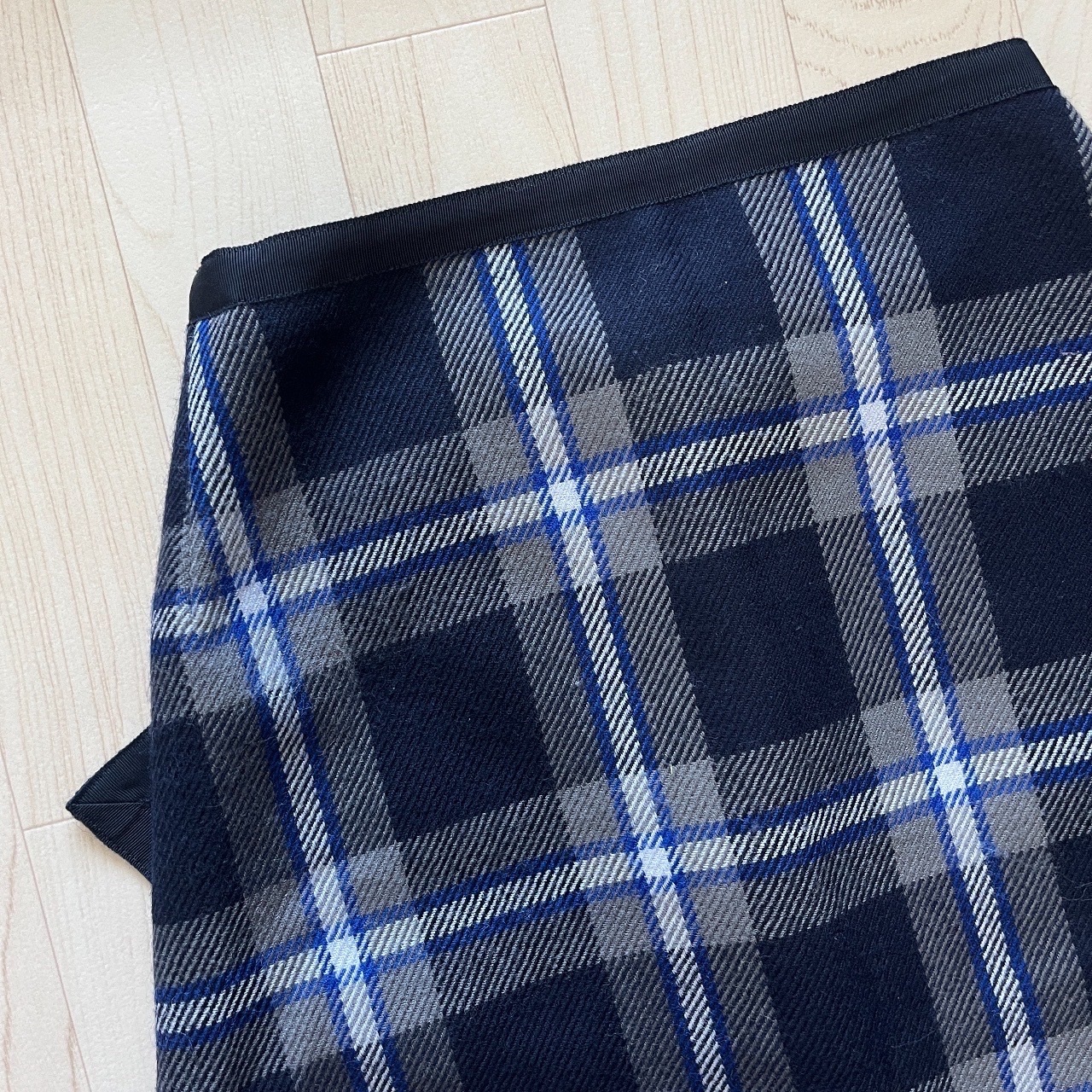 日本製設計感不規則藍色格紋半裙