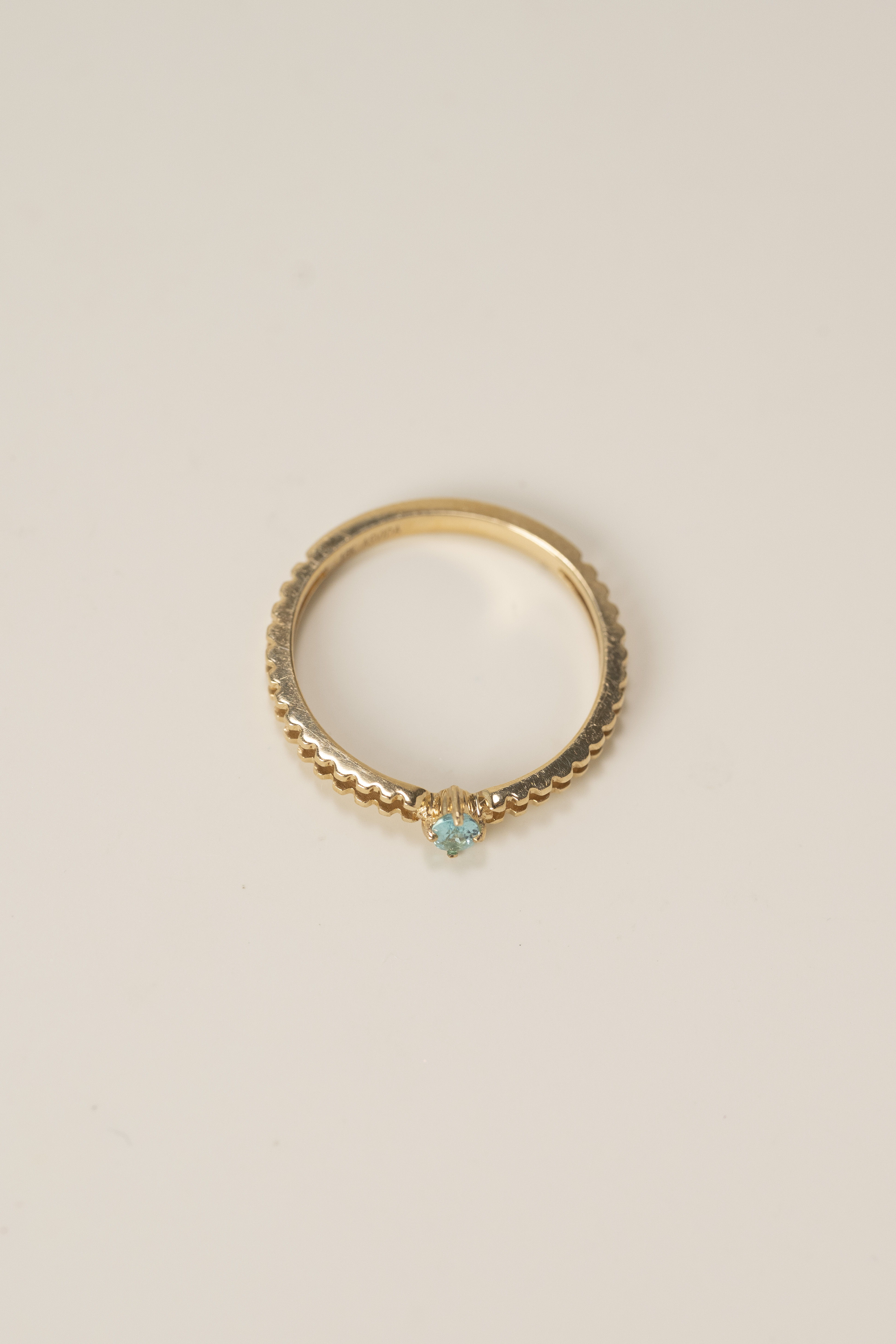 18K Yellow Gold 0.06ct Paraiba Ring