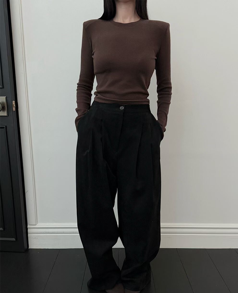 短版墊肩棉絨上衣