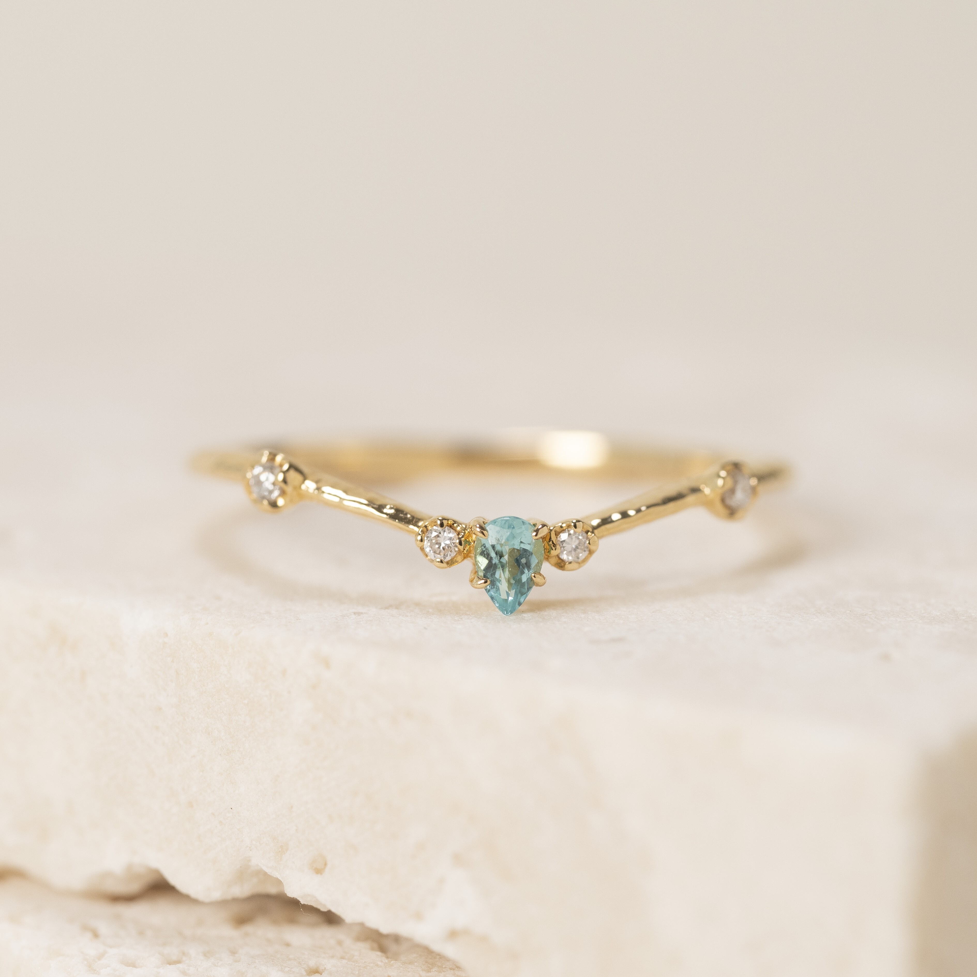 18K Yellow Gold 0.05ct Paraiba Ring( D0.026ct)