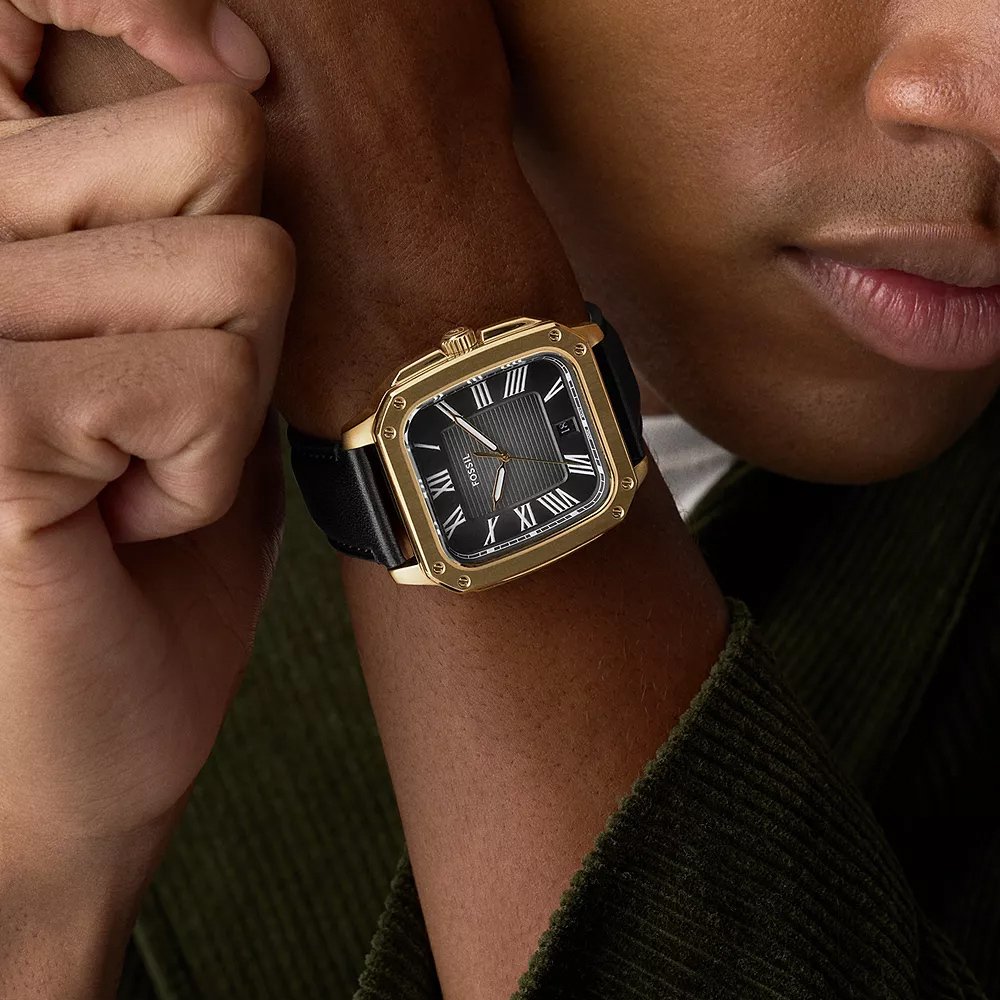 Crosby 經典魅力方型手錶 黑色真皮錶帶 42 MM FS6151