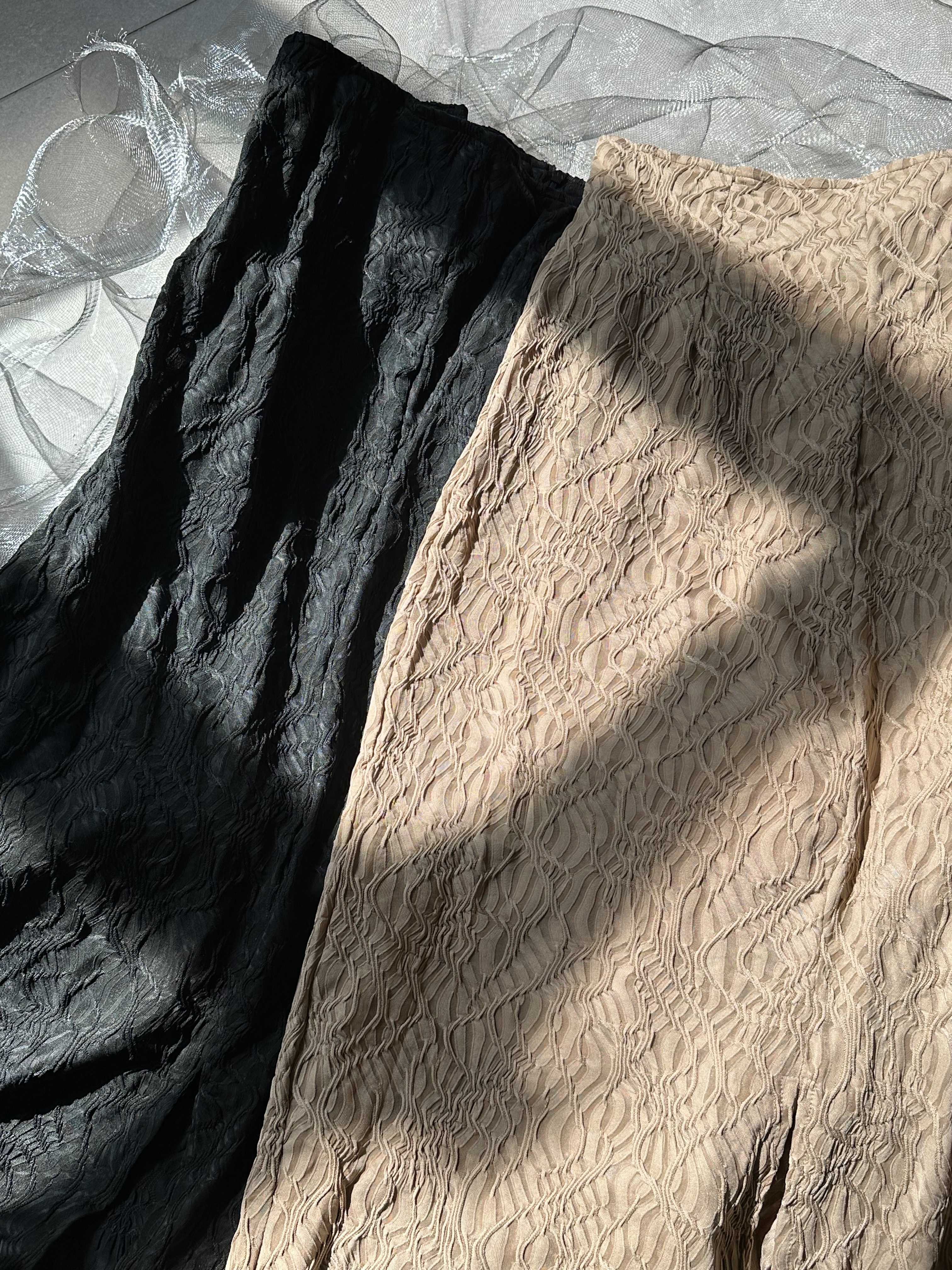 隱藏小腿前叉高腰紋理裙 - SK53832