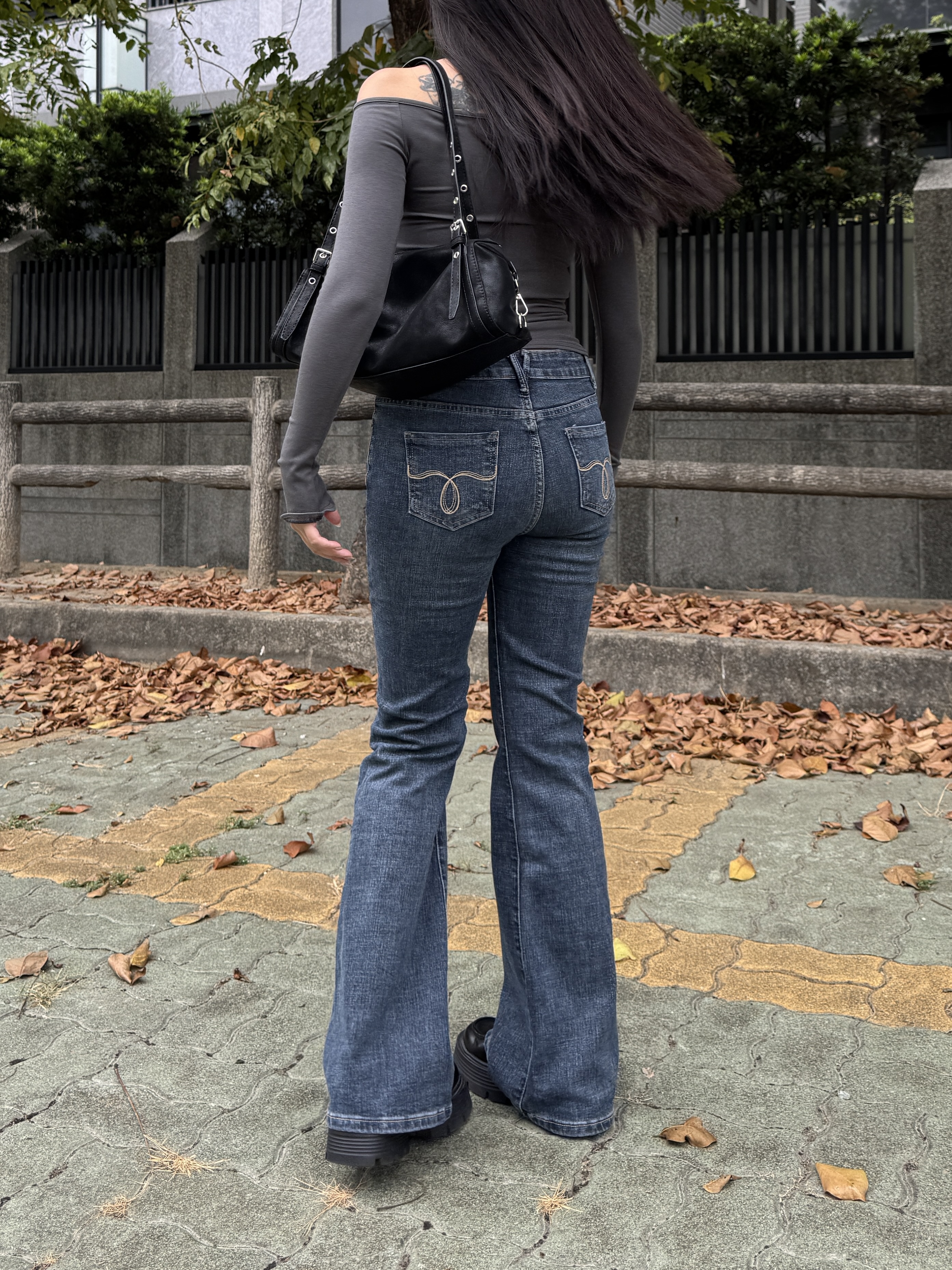 超顯瘦🪄復古刷色牛仔喇叭褲