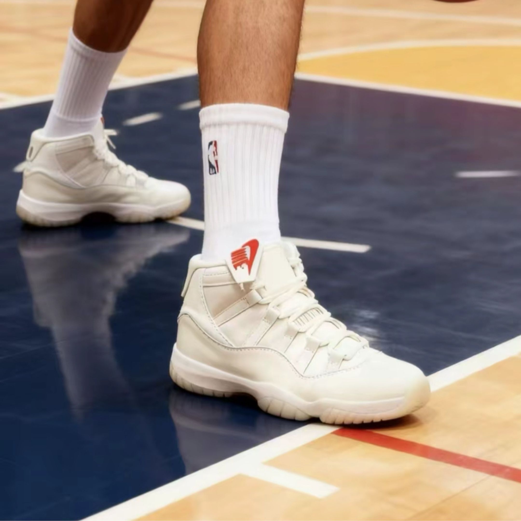 NICEDAY 現貨 Air Jordan 11 Pearl 珍珠白 白 珍珠 米白 米色 女鞋 AR0715-110