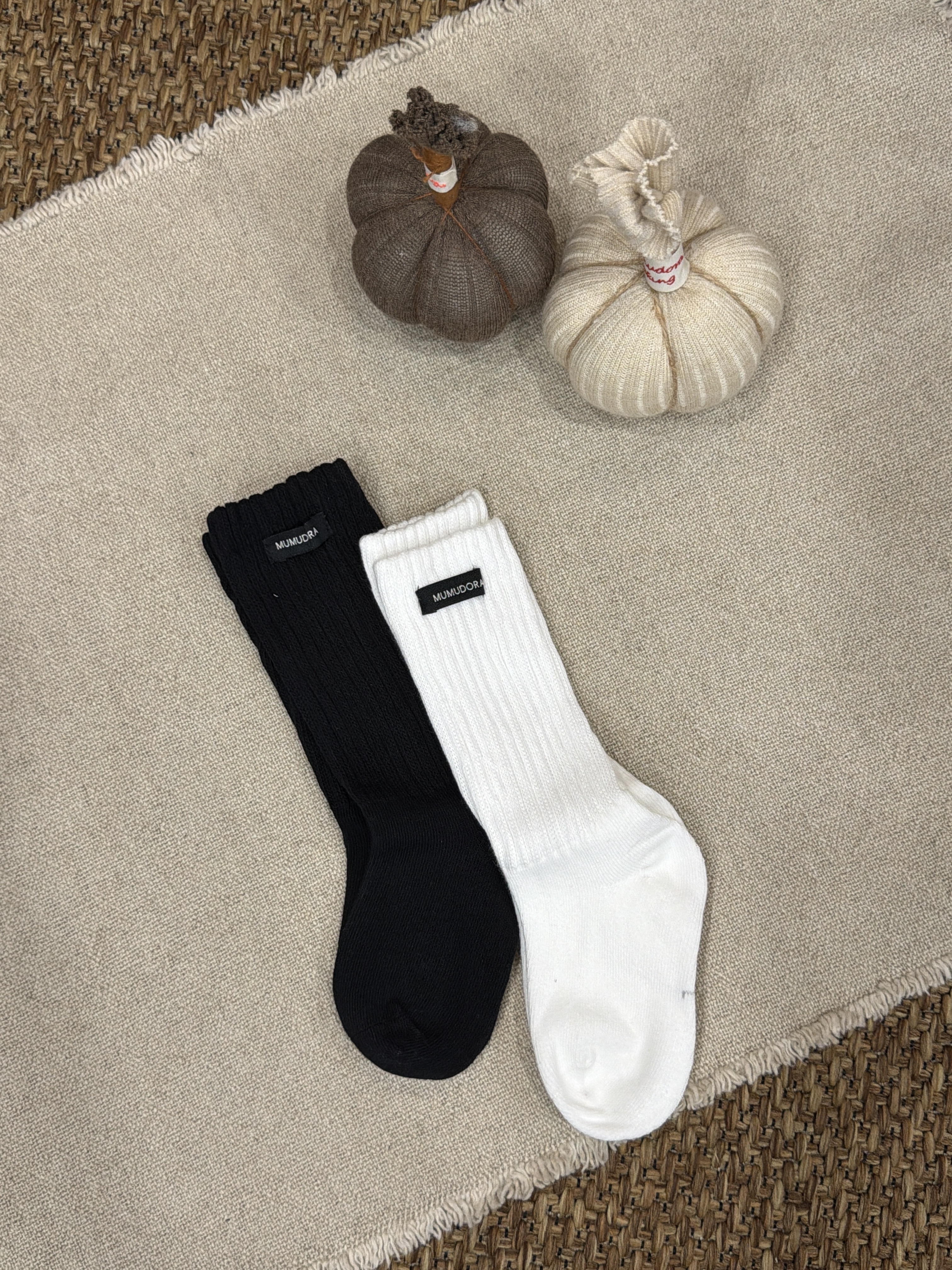 A03525高品質粗針織襪