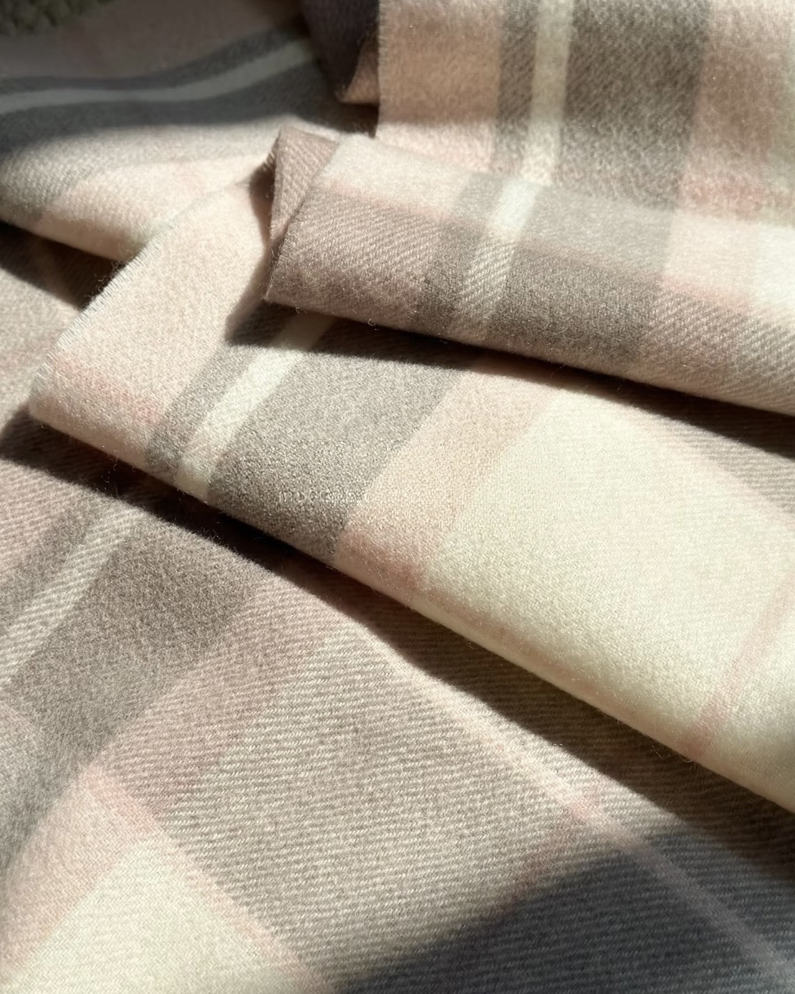 <聖誕交換禮物首選🎁>UGG Auspecial 毛絨 秋冬 菱格 羊毛 圍巾 6色