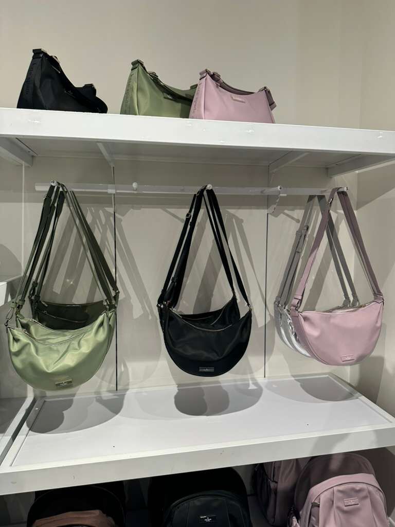 【直播】Kate Spade LL1114807 休閒半月斜咩包