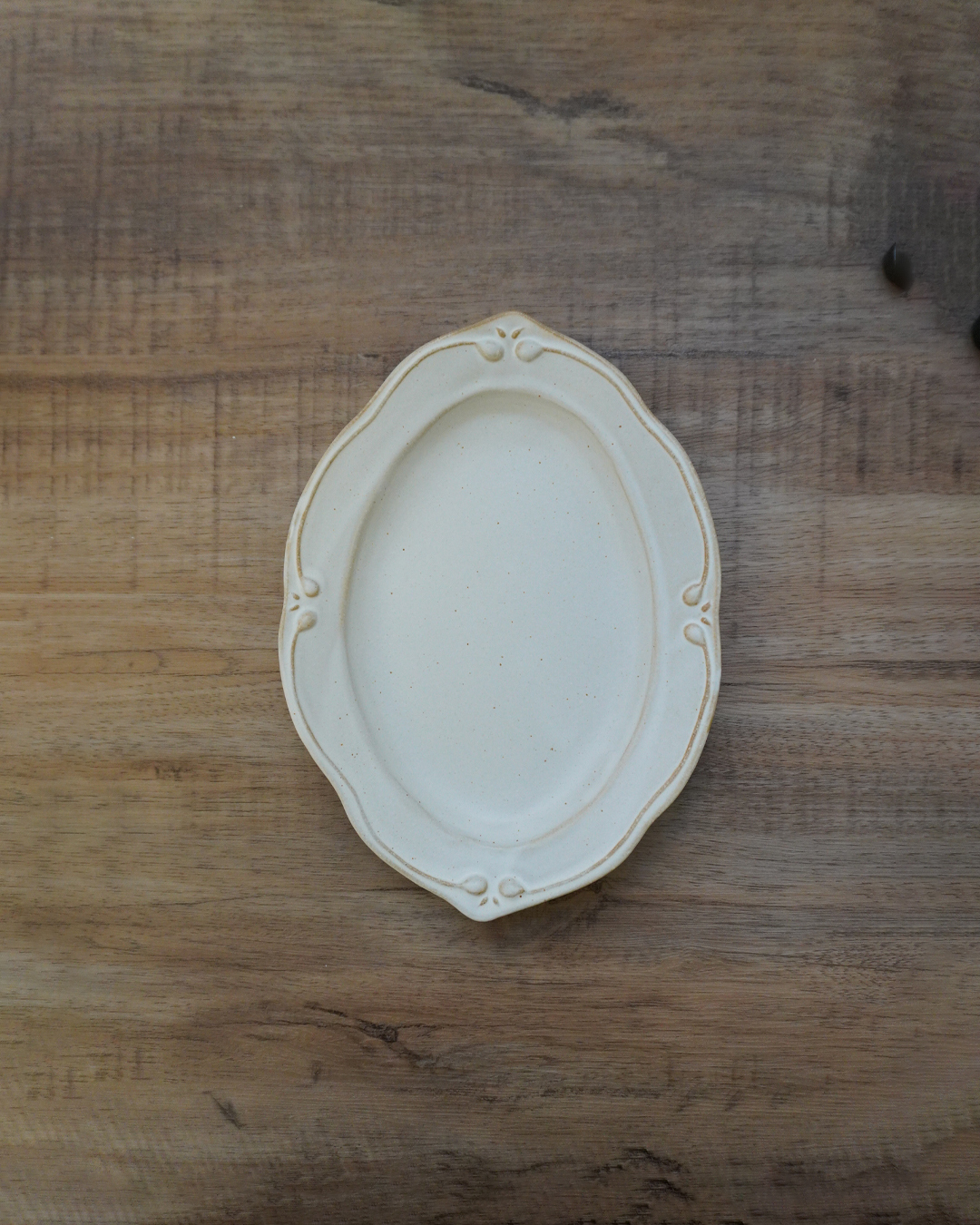 益子燒 橢圓餐碟 白色｜職人 若林健吾