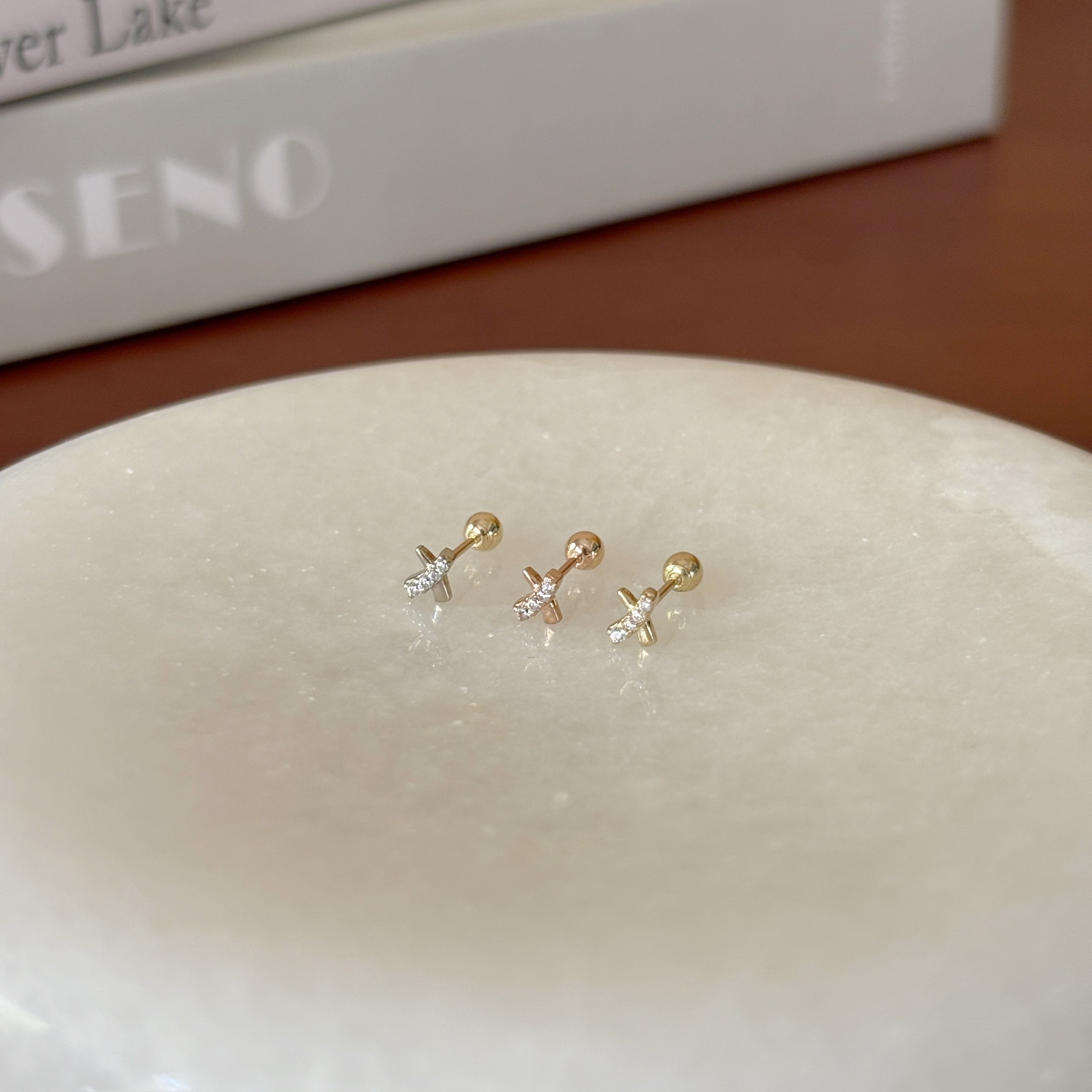 14K交叉鋯石轉珠耳環