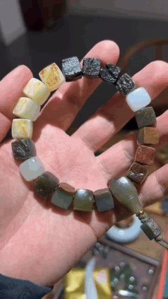 117718 和田玉多寶方珠手串