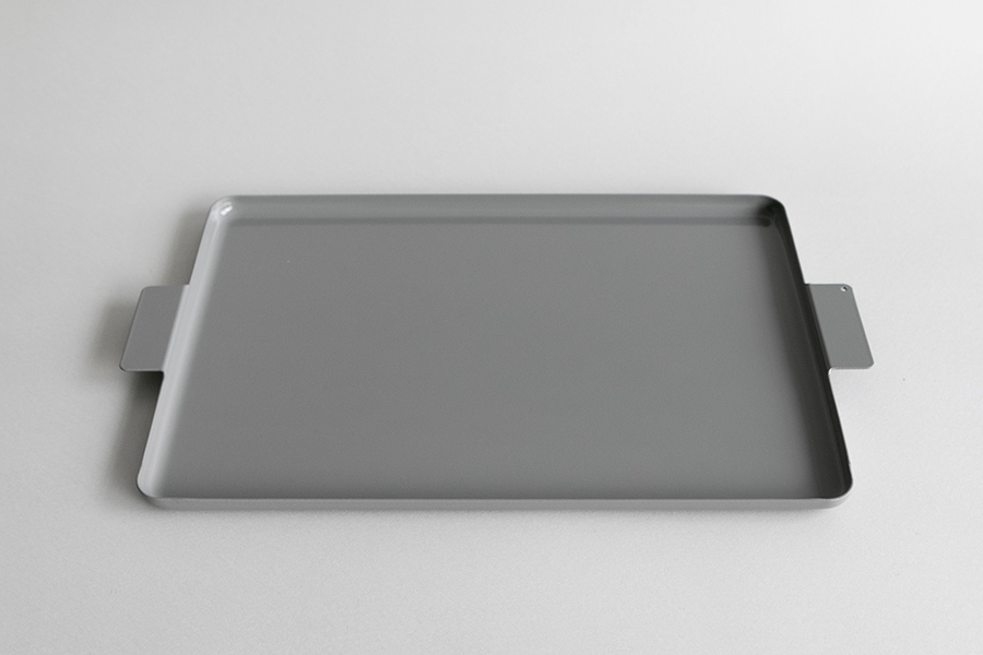 yumiko iihoshi porcelain - Colored' aluminum tray 彩色鋁製托盤 / 長方形 / 灰
