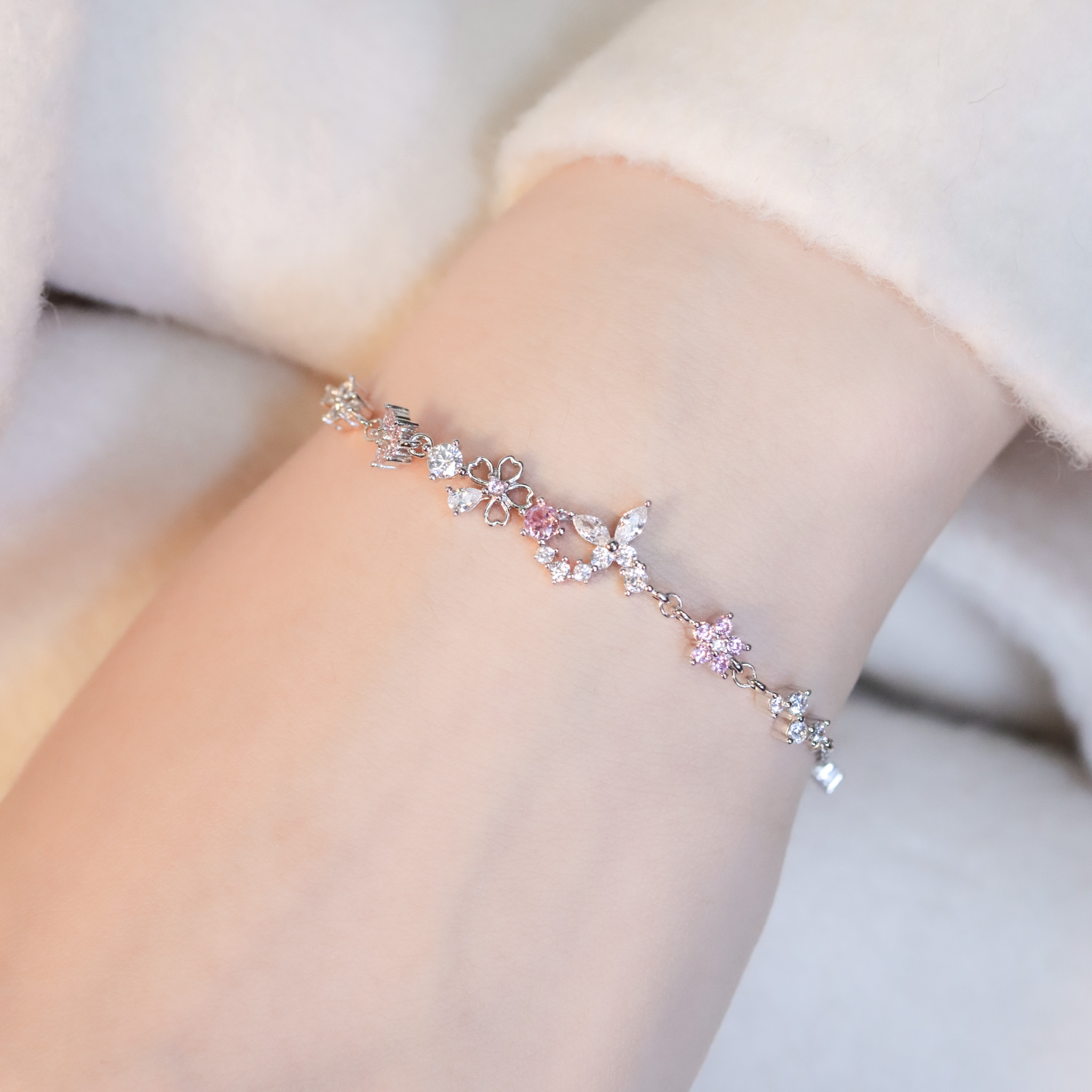 | 925純銀・白金 | 漫粉小蝶願手鏈 | BR1420 |