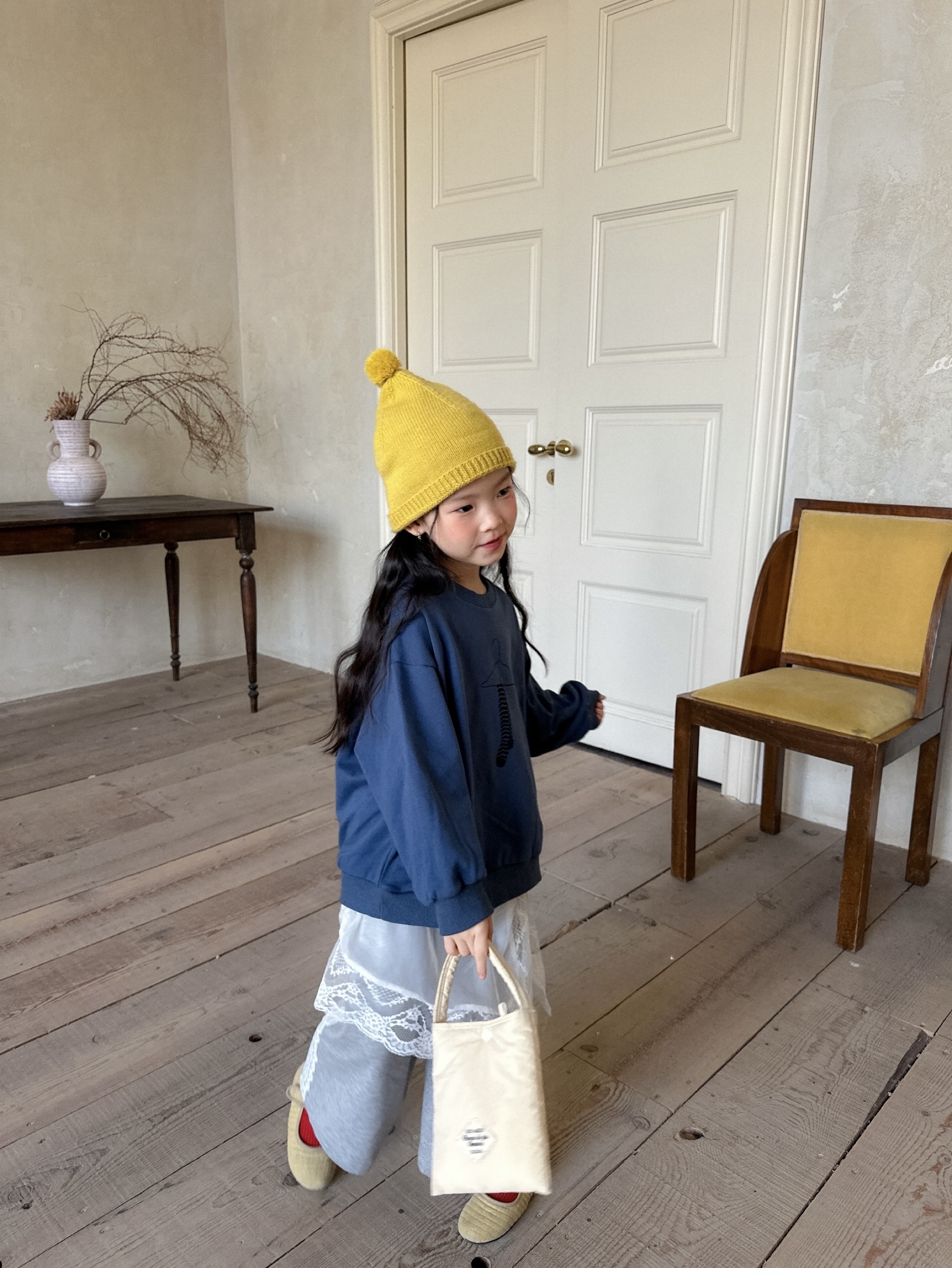 A03462襪子圖大學T