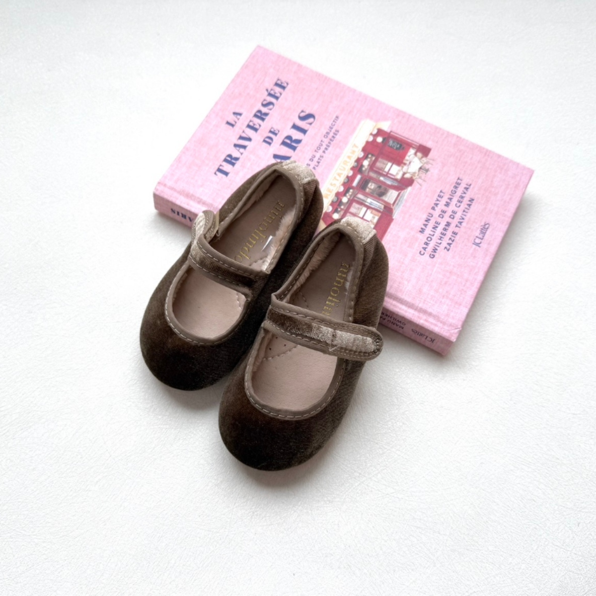 NINOLINDO 天鵝絨瑪莉珍鞋 VELVET maryjane - milk tea