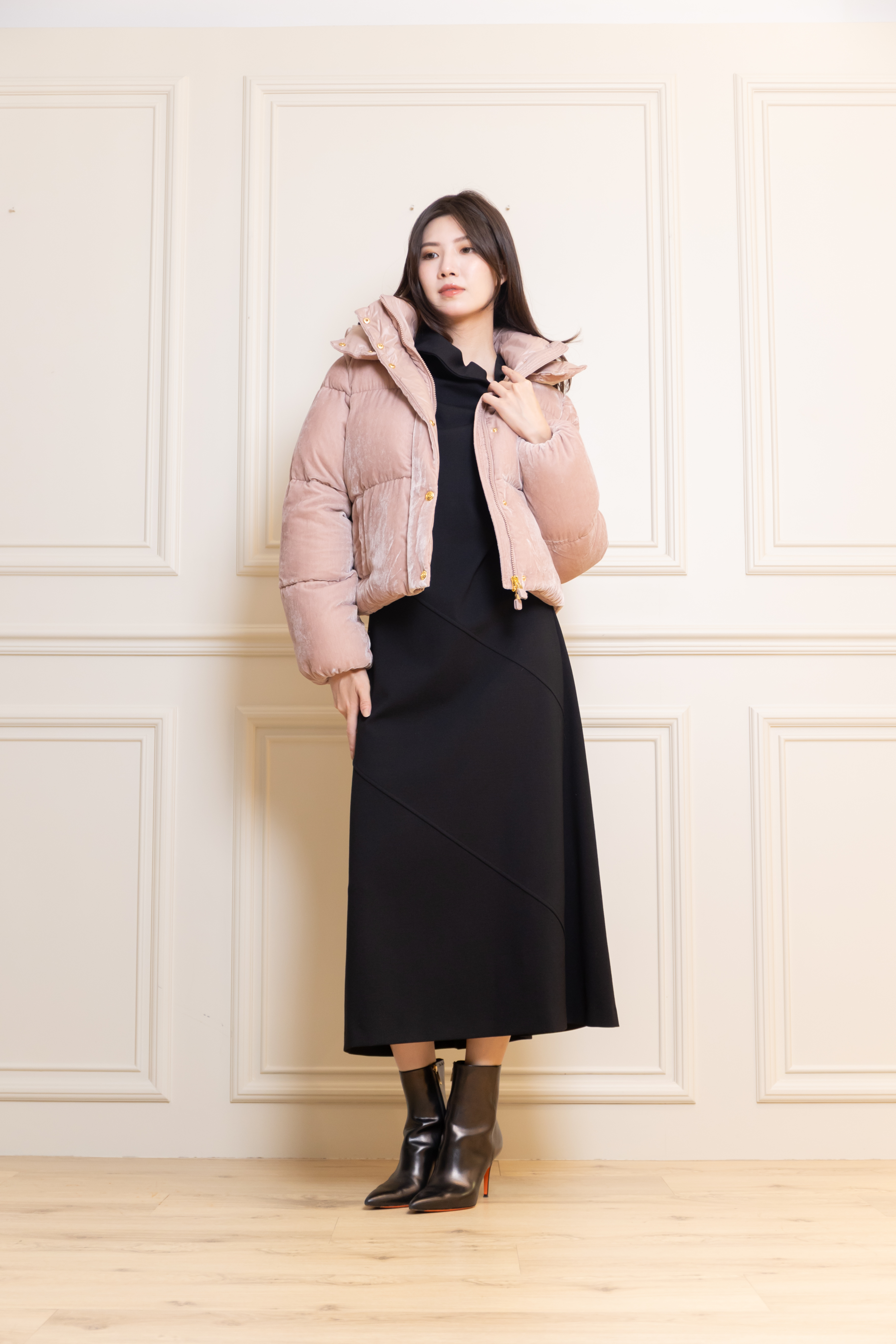 Elisabetta Franchi 絲絨連帽鋪棉外套(粉)