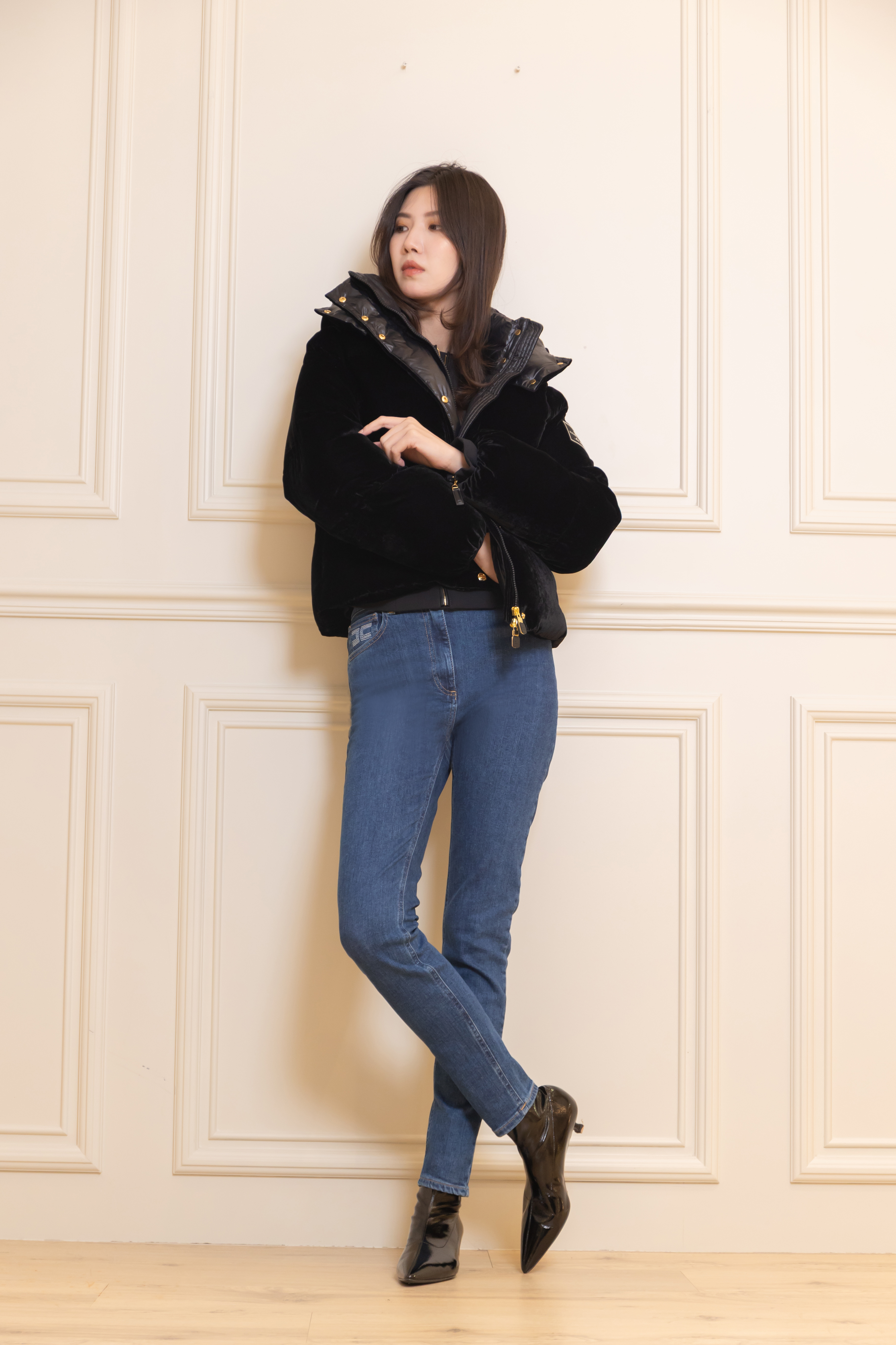 Elisabetta Franchi 絲絨連帽鋪棉外套(黑)