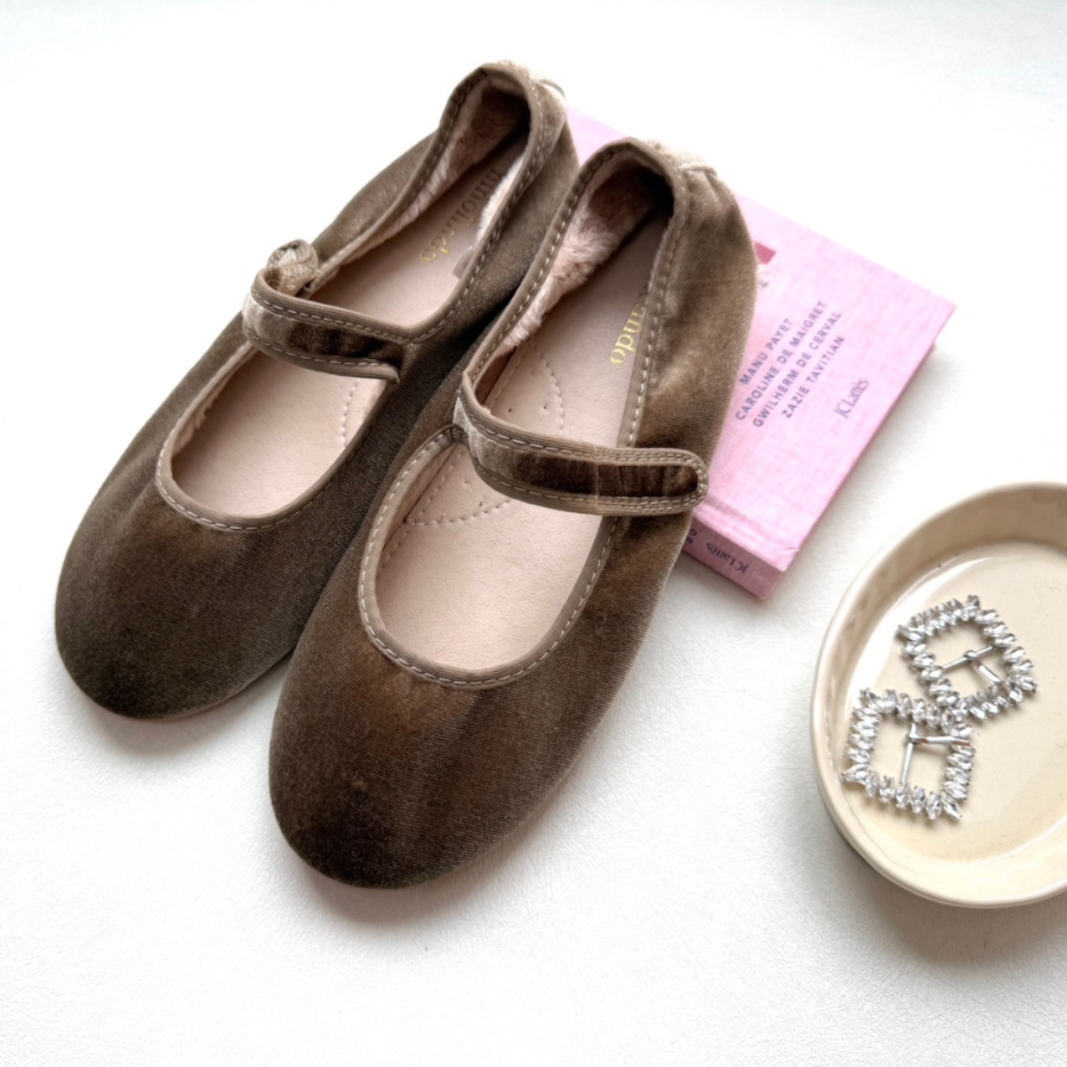 NINOLINDO 天鵝絨瑪莉珍鞋 VELVET maryjane(大人款) - milk tea