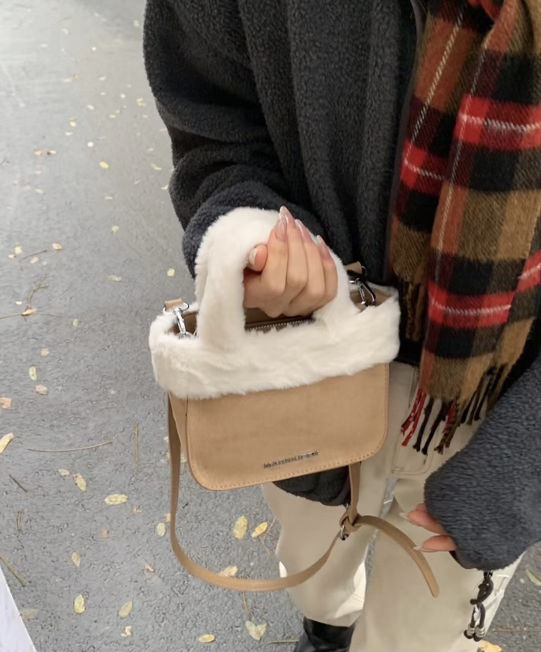 <冬季限定> Charles ＆ Keith 小CK 雪糕包