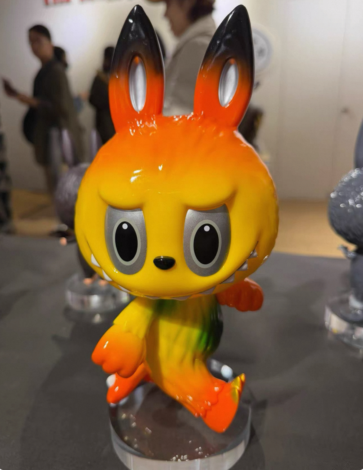 POPMART 台北限定十週年  ZIMOMO ST Gliese手辦