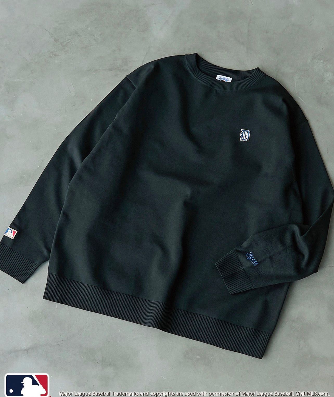 【預購】JN1114103 MLB 刺繡圖案圓領針織上衣