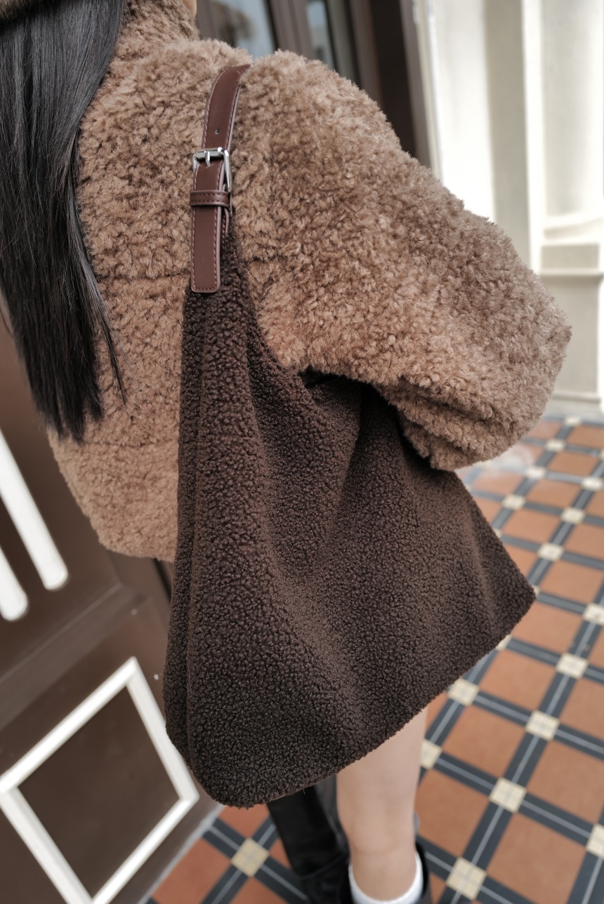 皮革背帶QQ毛購物包包*5色