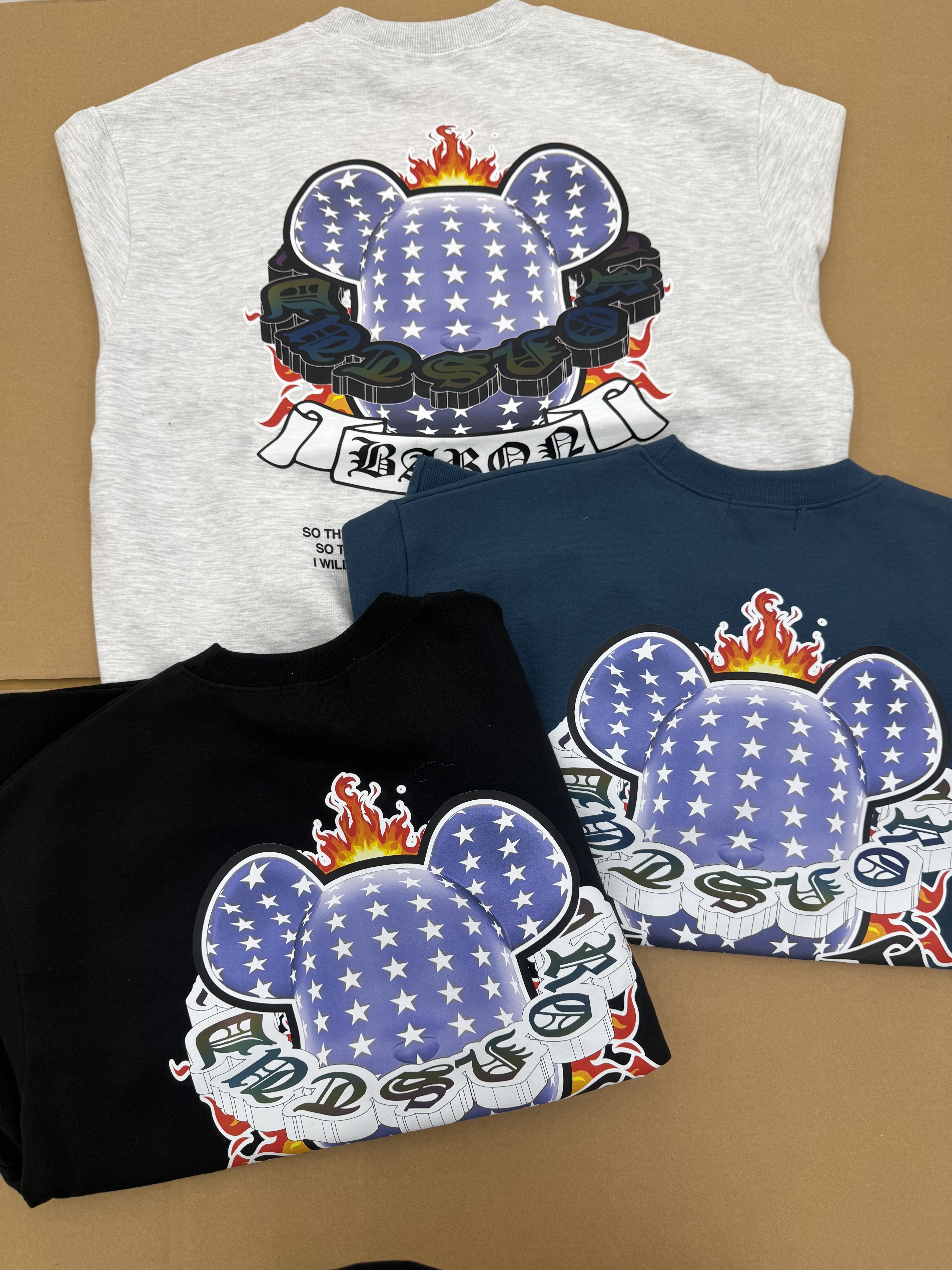 🇰🇷 韓國 BARON 幻彩火熊衞衣（K11 BA704）