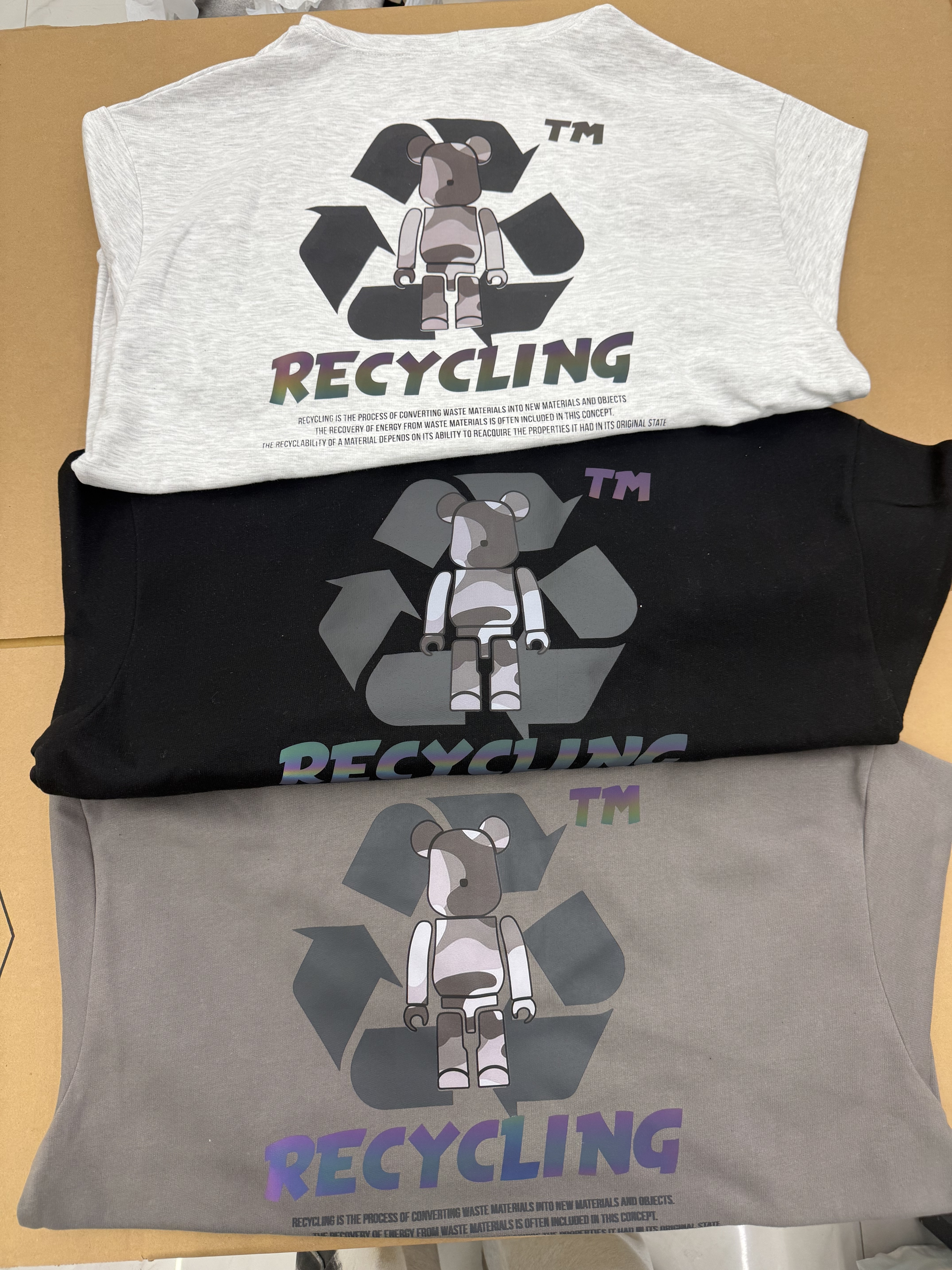 🇰🇷 韓國 BARON RECYCLING 幻彩熊仔衞衣（K11 BA705）