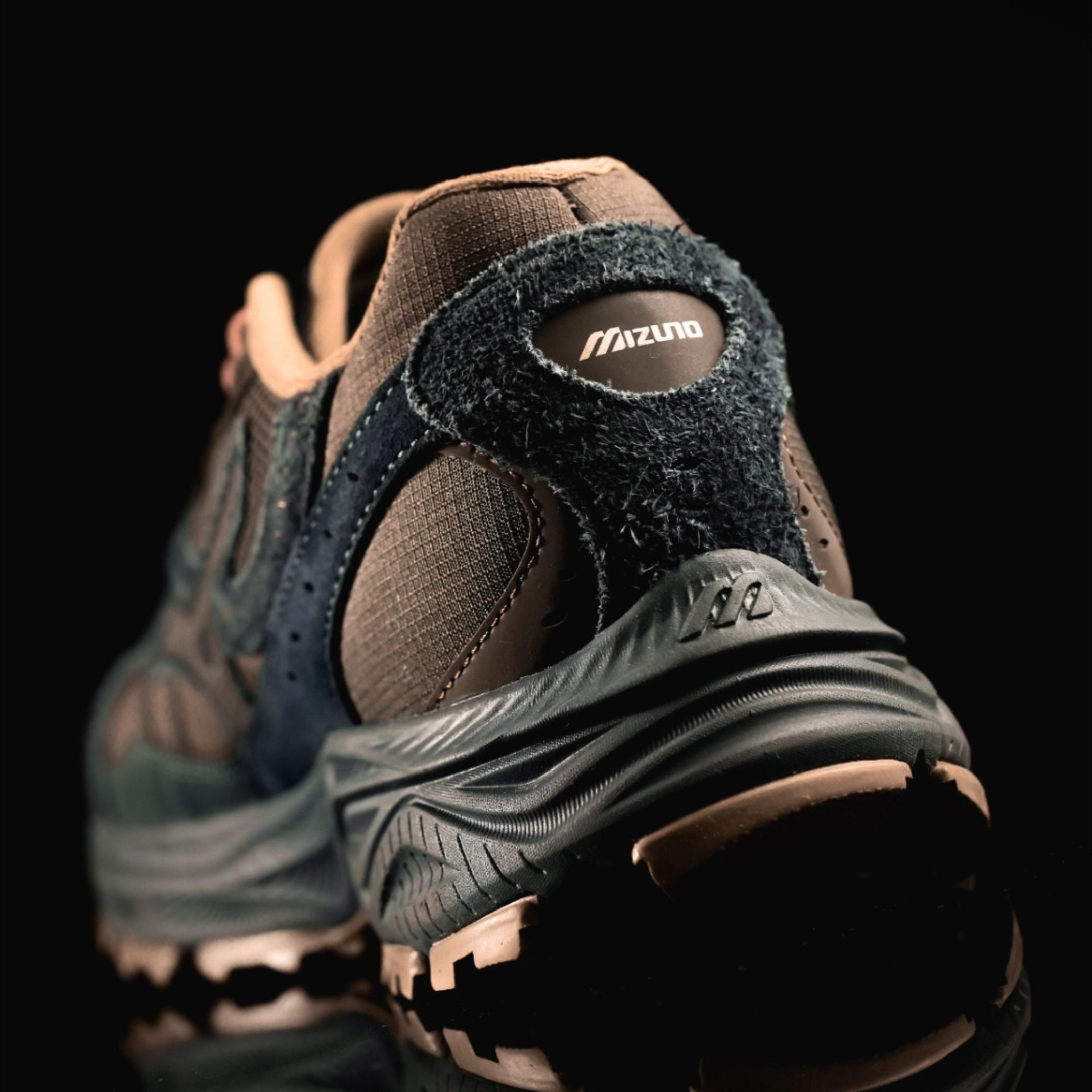 NICEDAY 代購 MIZUNO RACER ADV 復古 棕紅 卡其 灰綠 咖啡色 大地色系 男女鞋 D1GH241212