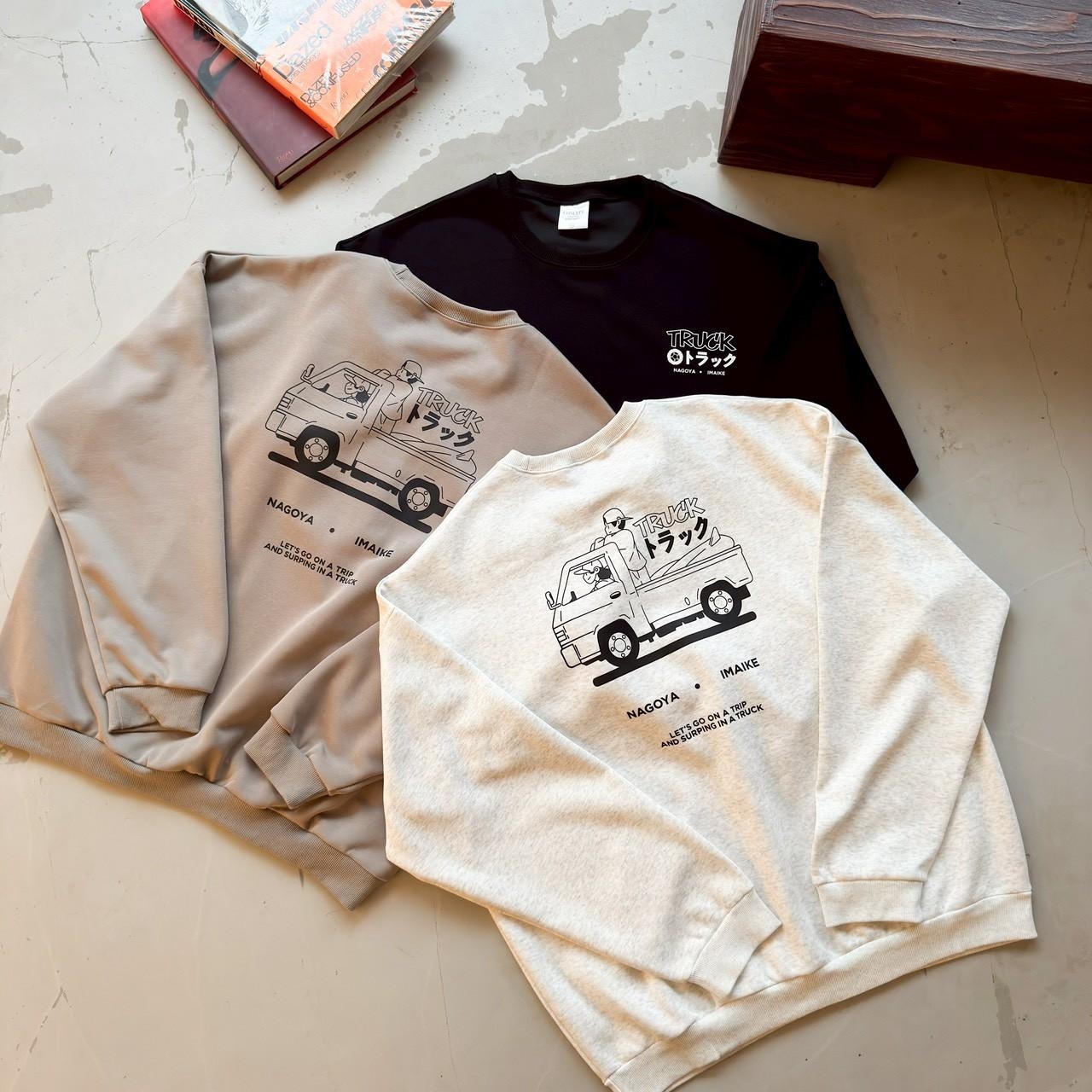 日本皮卡印花大學T 81121