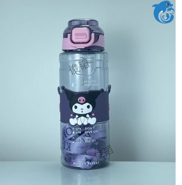 日常 800ml  三丽鸥 吊带 吸管 卡通水瓶 PC 材质
