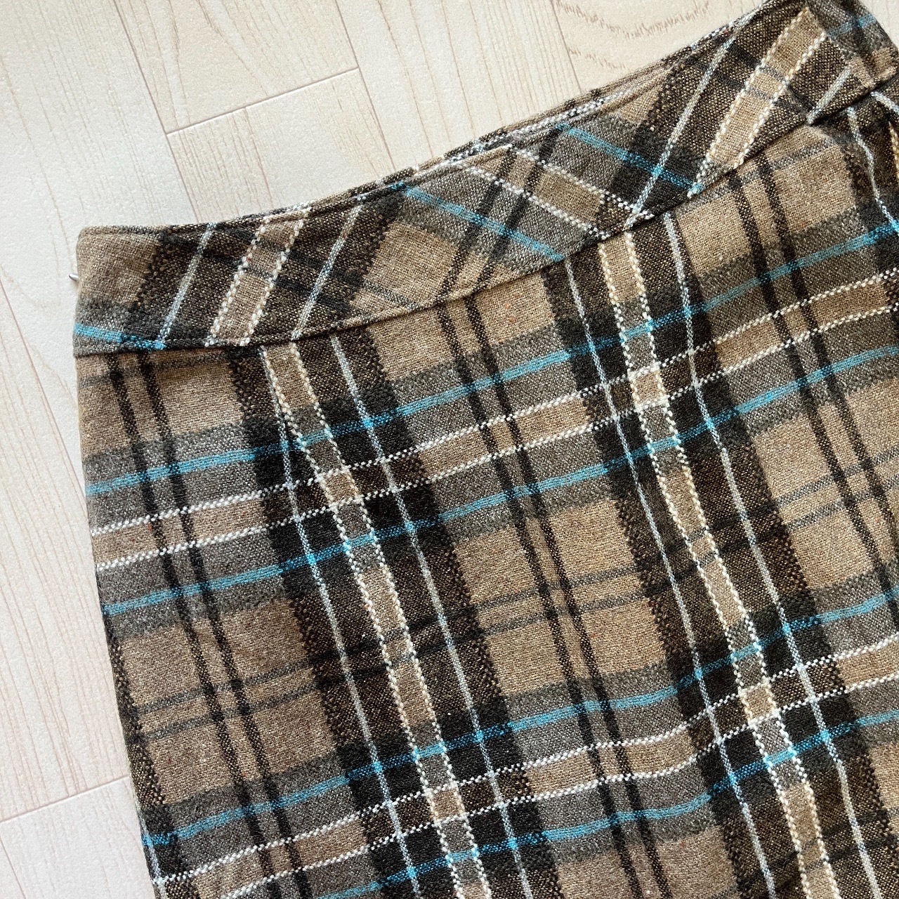 啡色學院風格紋羊毛半裙