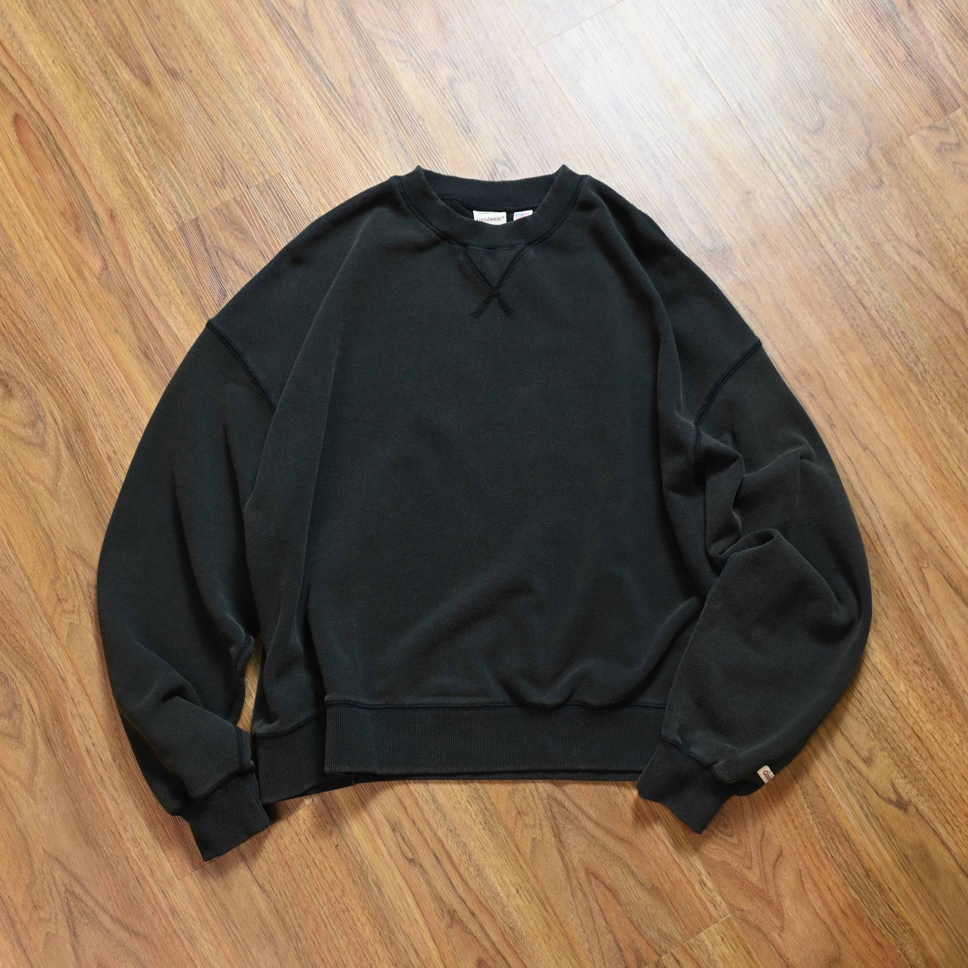 Goodwear JP USA Cotton Chemical Cropped Big Sweater