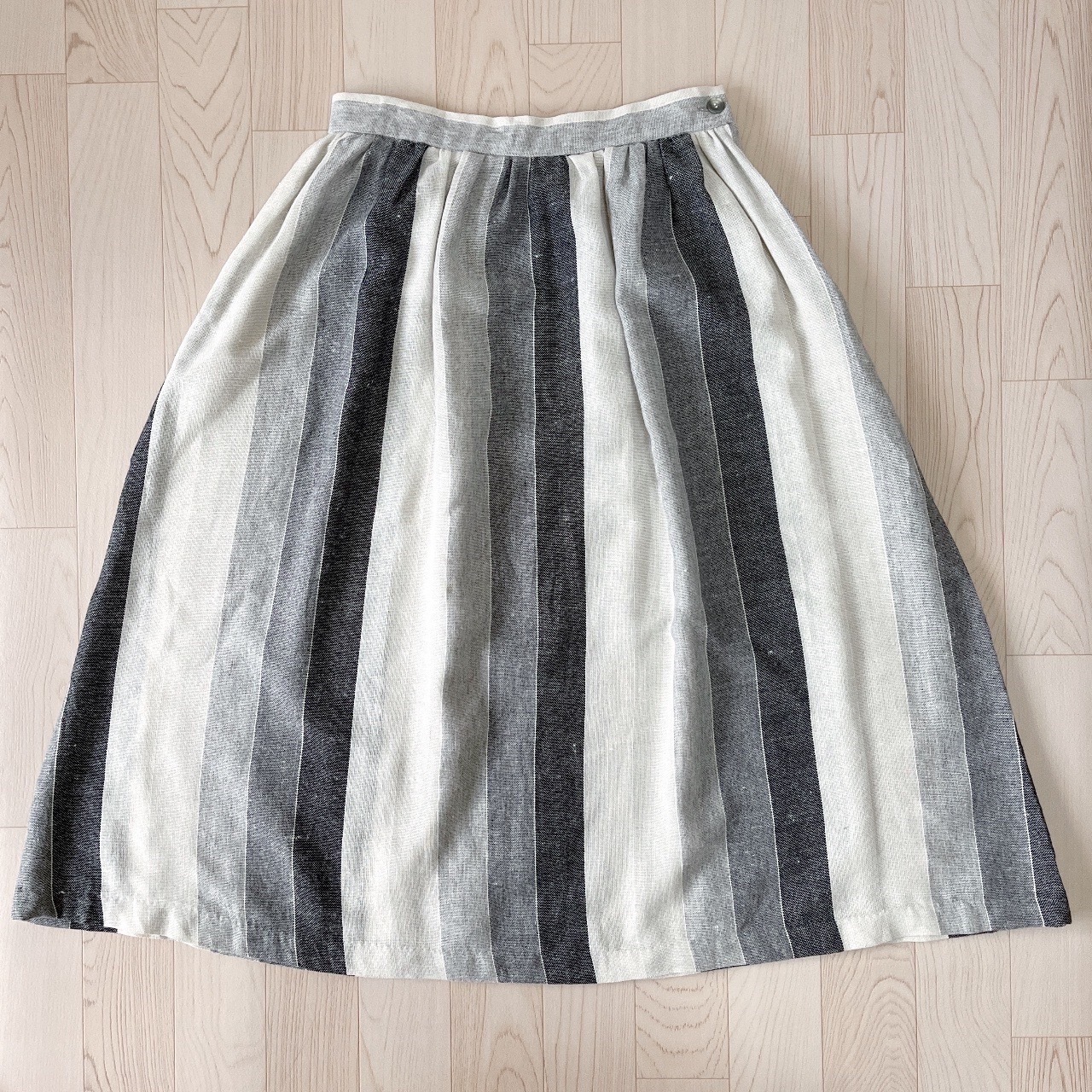 灰白色粗條紋古著半裙