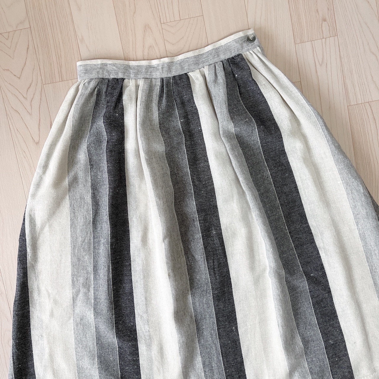 灰白色粗條紋古著半裙